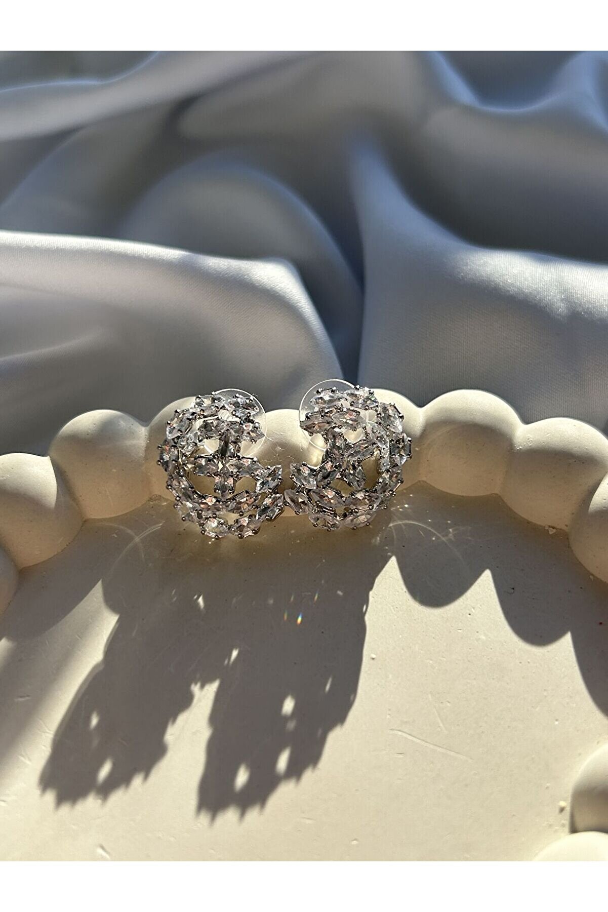 Ateli̇er Emi̇ne Çi̇ft Sıra Zi̇rkon Küpe