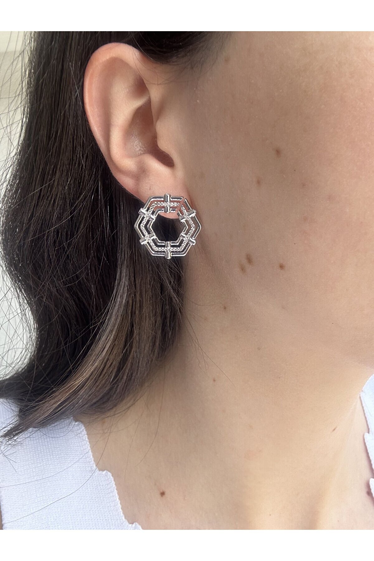 Ateli̇er Emi̇ne Si̇lver Petek Küpe