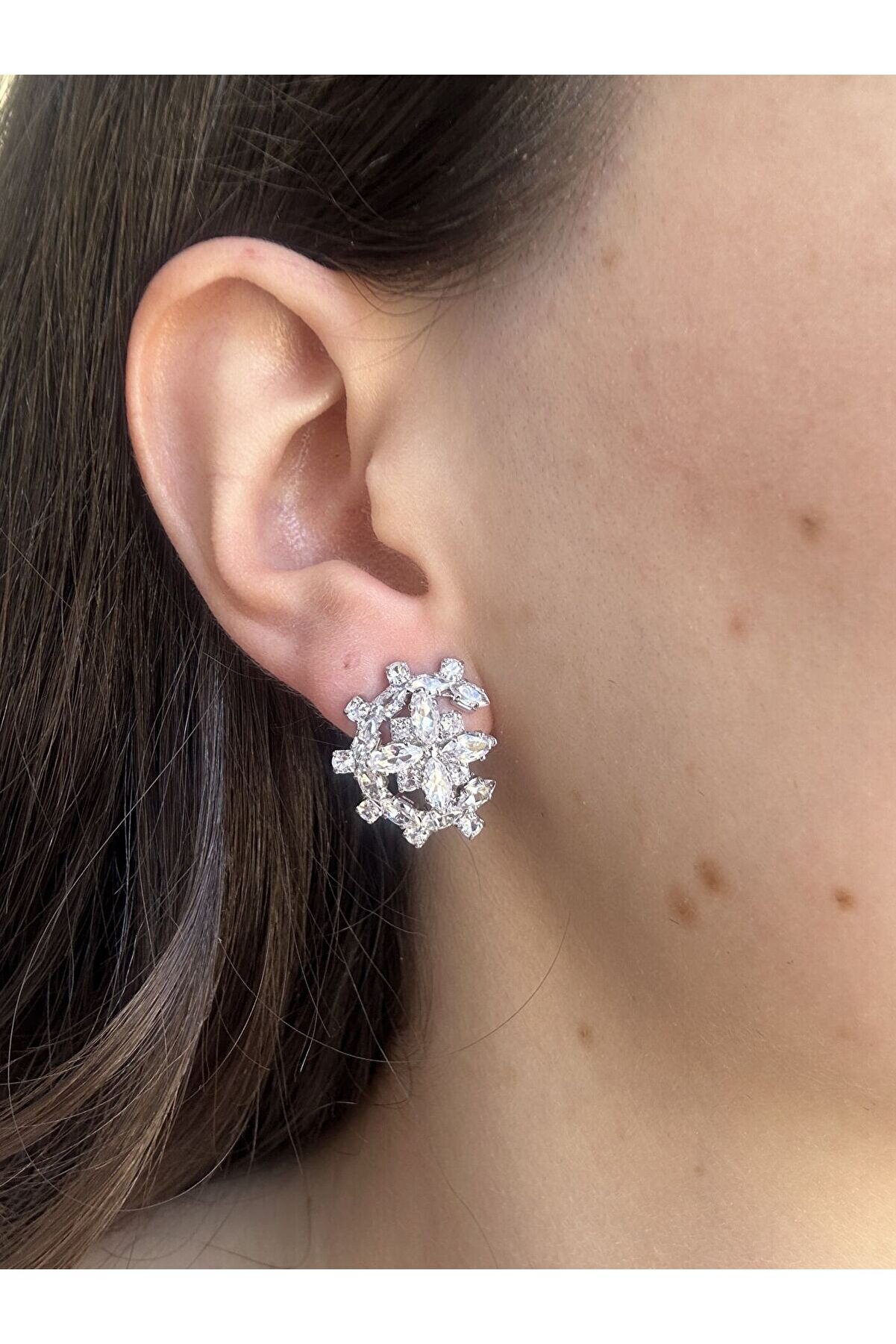 Ateli̇er Emi̇ne Tasarım Zi̇rkon Taş Küpe