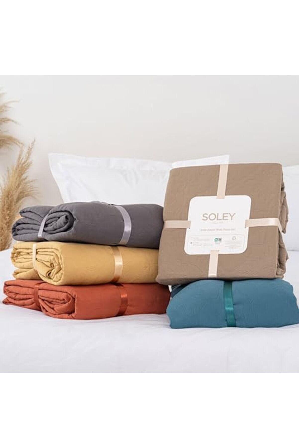 | | &Ccedil;i̇ft Ki̇şi̇li̇k Premi̇um Yatak &Ouml;rt&uuml;s&uuml; Seti̇ 1014773