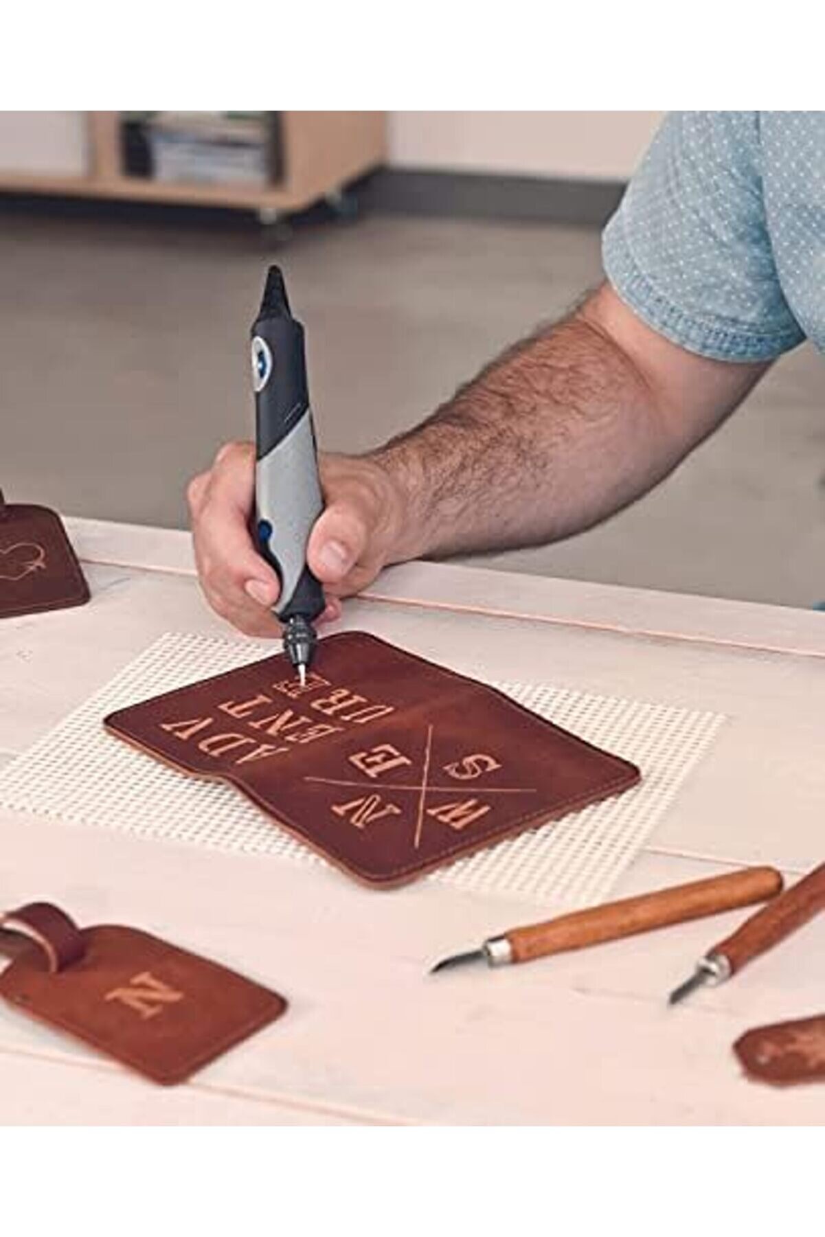 2050 Stylo+ Çok Amaçlı Alet 9 W Set (15 Aksesuar, Deği̇şken Devi̇r Ayarı 22.000 Devi̇r/Daki̇kaya Kadar G