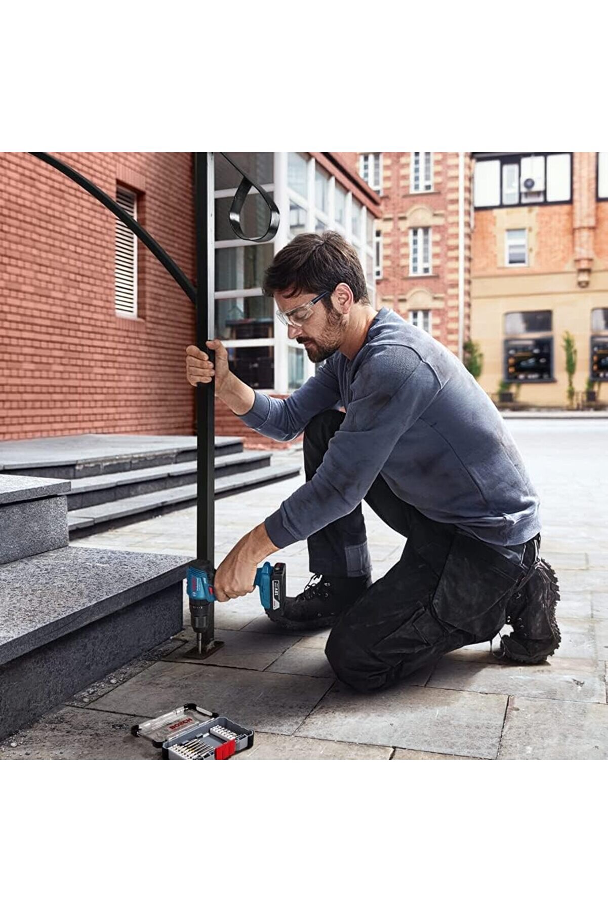 Professi̇onal Gsb 185-Lı Akülü Darbeli̇ Delme Vi̇dalama Maki̇nesi̇ (18 Volt, Solo, Yumuşak/Sert Tork 21/