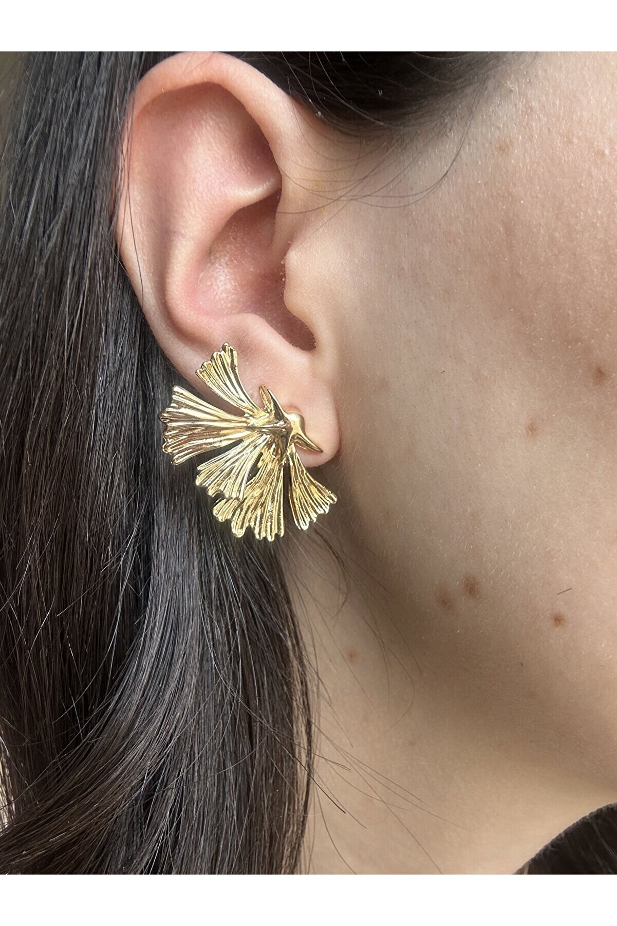 Ateli̇er Emi̇ne Yaprak Desen Şık Küpe