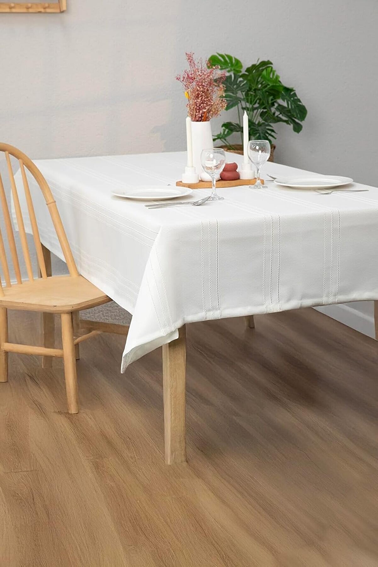 STOREMAX Leke Tutmaz Masa Örtüsü 160x220 - Ekru 1014773