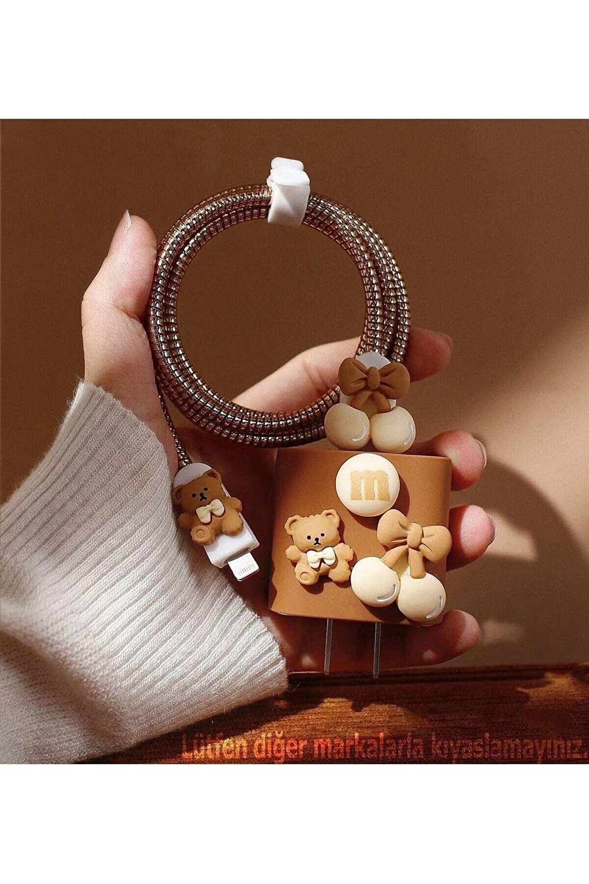 Aksesuar Şarj Aleti̇ Kılıfı & Kablo Set &ndash; 18W/20W Uyumlu | Kılıfı, Kablo D&uuml;zenleyi̇ci̇, Şarj Ucu &ndash; 4&Ap