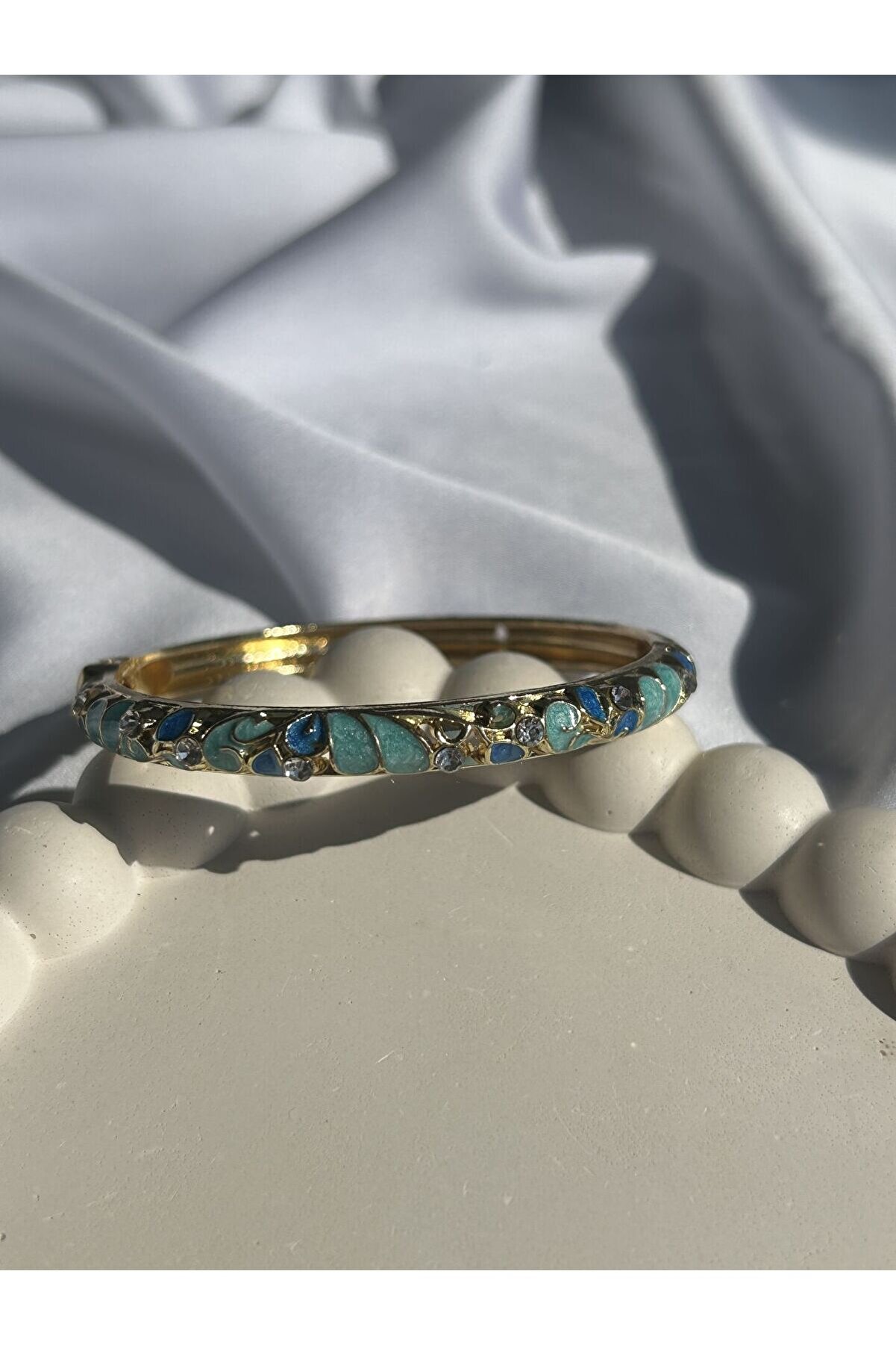 Ateli̇er Emi̇ne Mavi̇ Mi̇neli̇ Kelepçe Bi̇lekli̇k