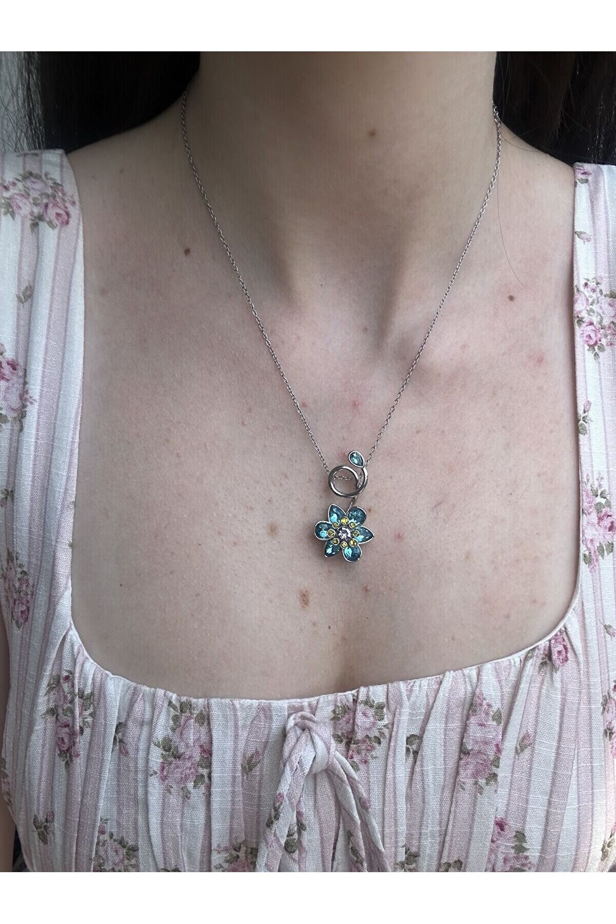 Ateli̇er Emi̇ne Mavi̇ Idylli̇a Kolye