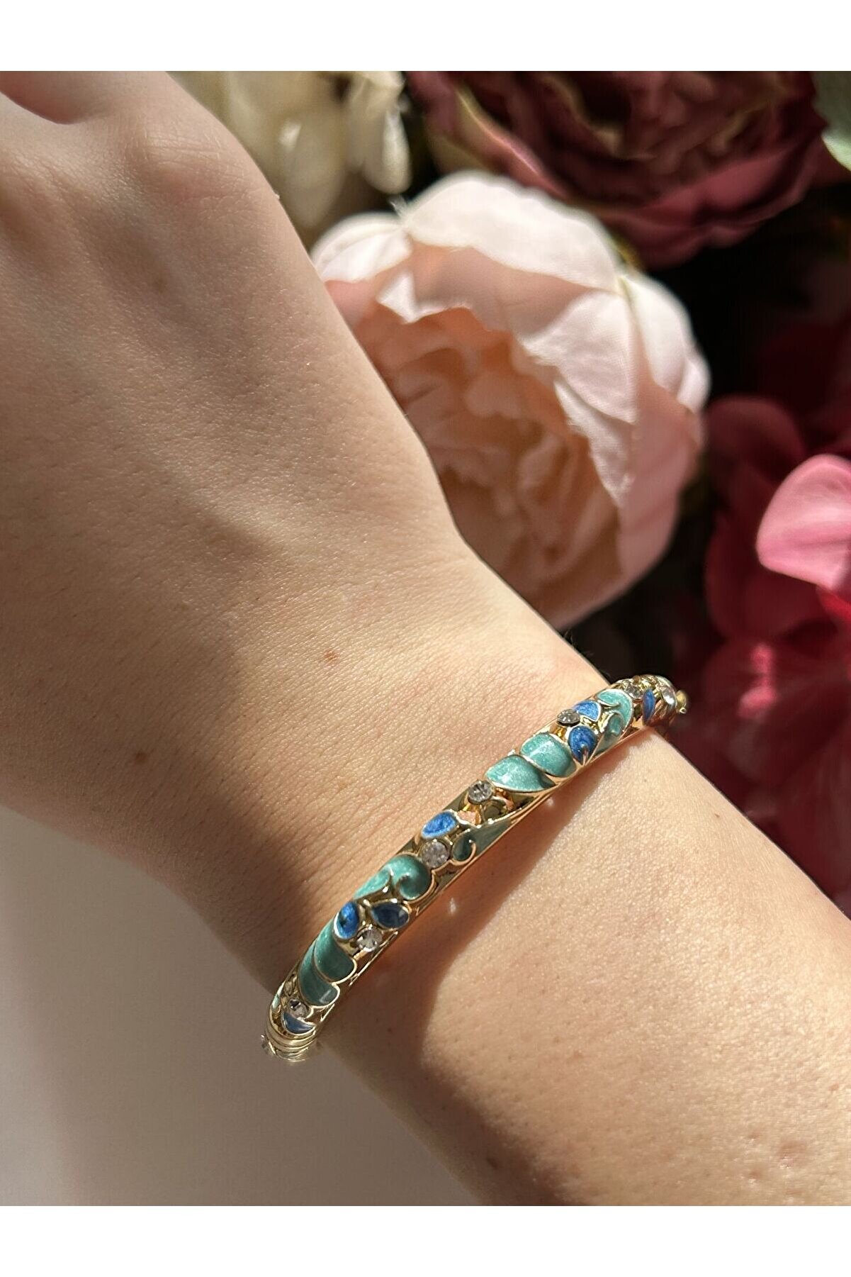 Ateli̇er Emi̇ne Mavi̇ Mi̇neli̇ Kelepçe Bi̇lekli̇k