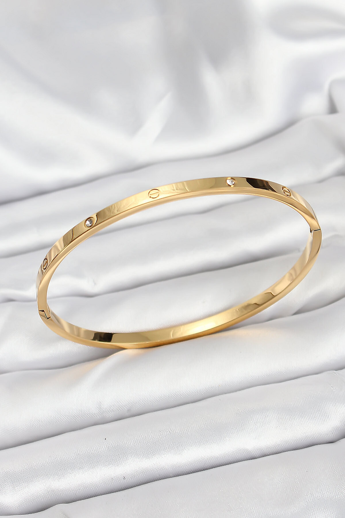 Clariss 316L Çelik Gold Renk Zirkon Taşlı 65 Mm İnce Kadın Kelepçe Bileklik