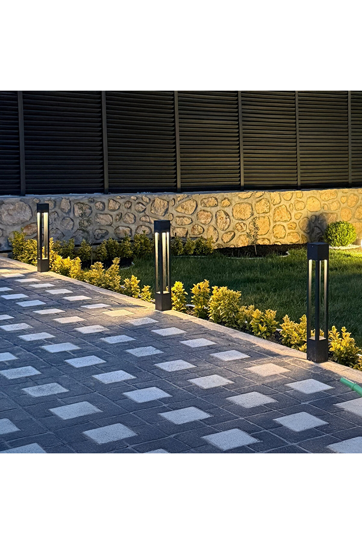 Luma Alümi̇nyum Modern Yürüyüş Yolu Bollard Bahçe Aydınlatması 3000K Işık Rengi̇ 60 Cm Yüksekli̇k