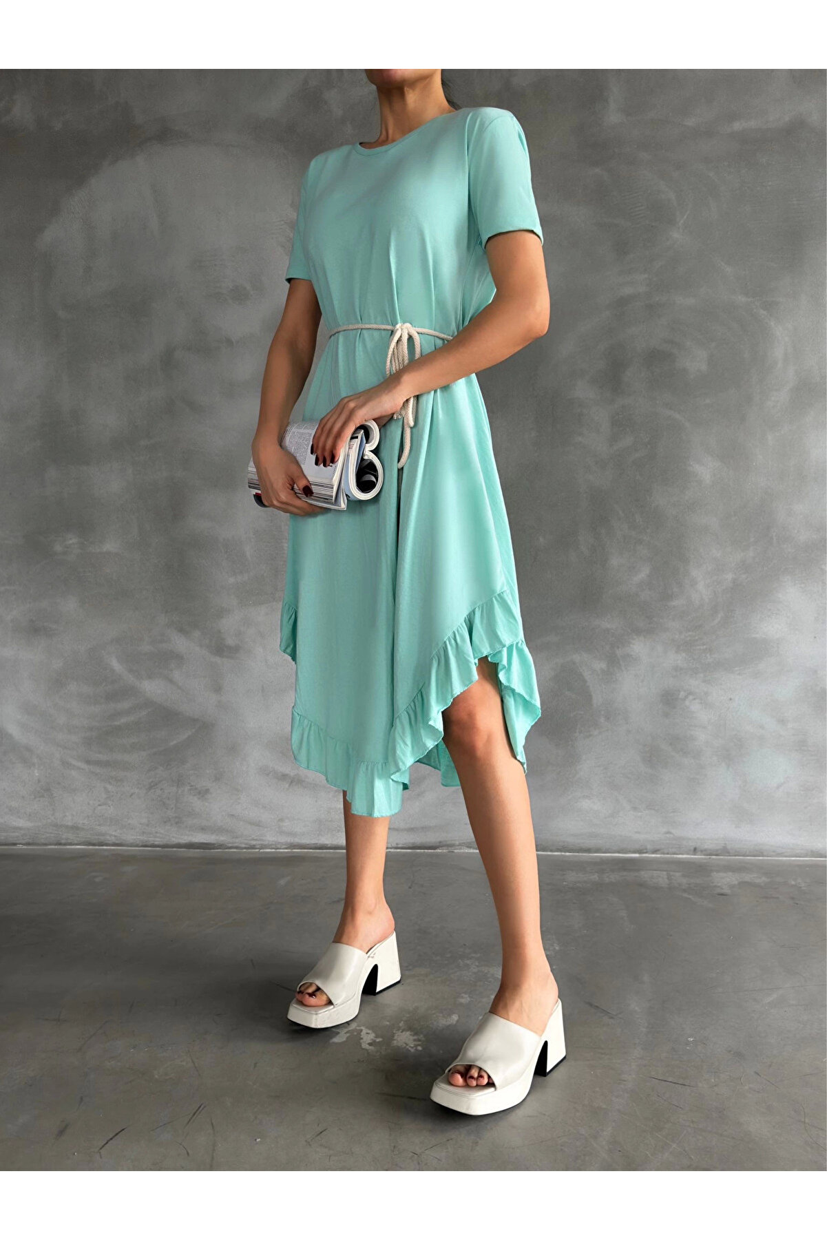 Ethab Ti̇caret Kuşaklı Elbi̇se