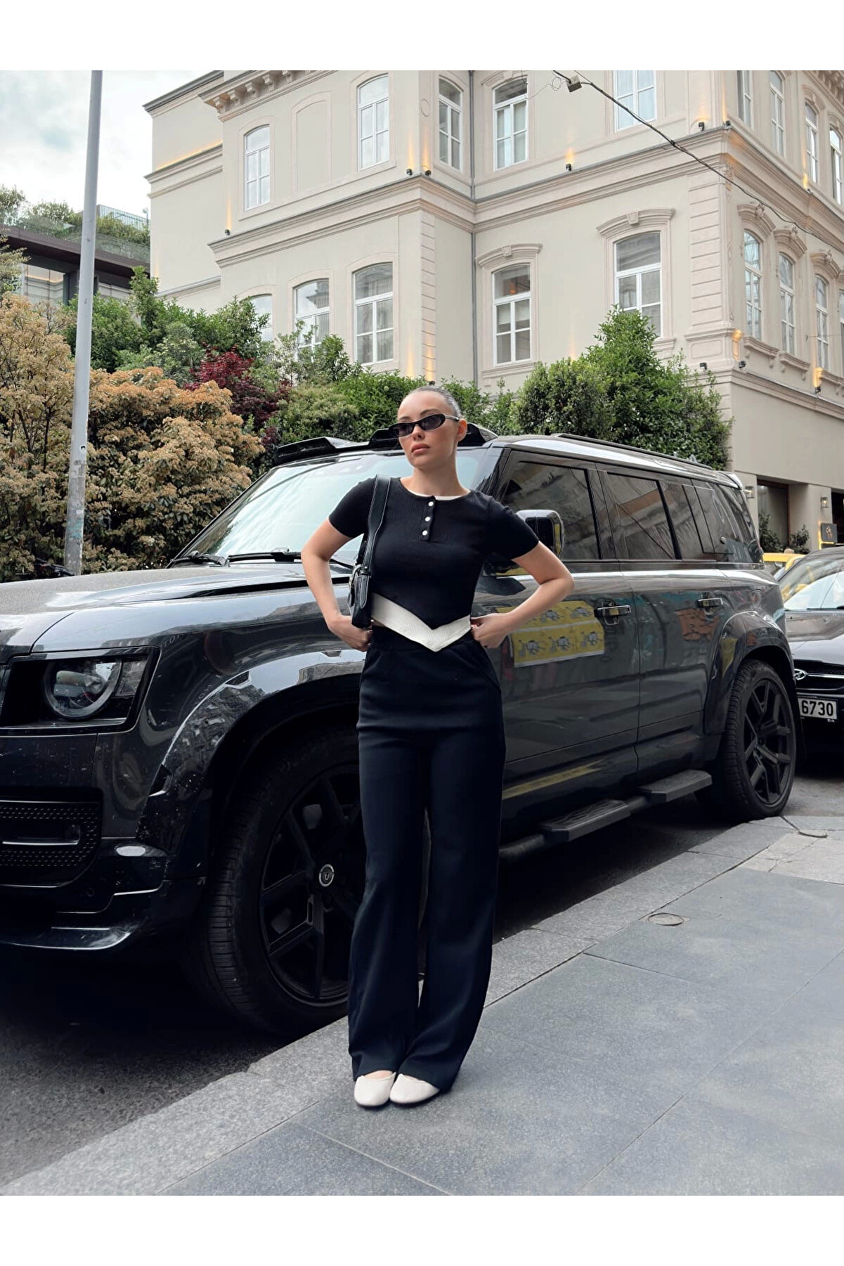 Ymywear D&uuml;ğme Yakalı Si̇yah Alt &Uuml;st Takım S3943