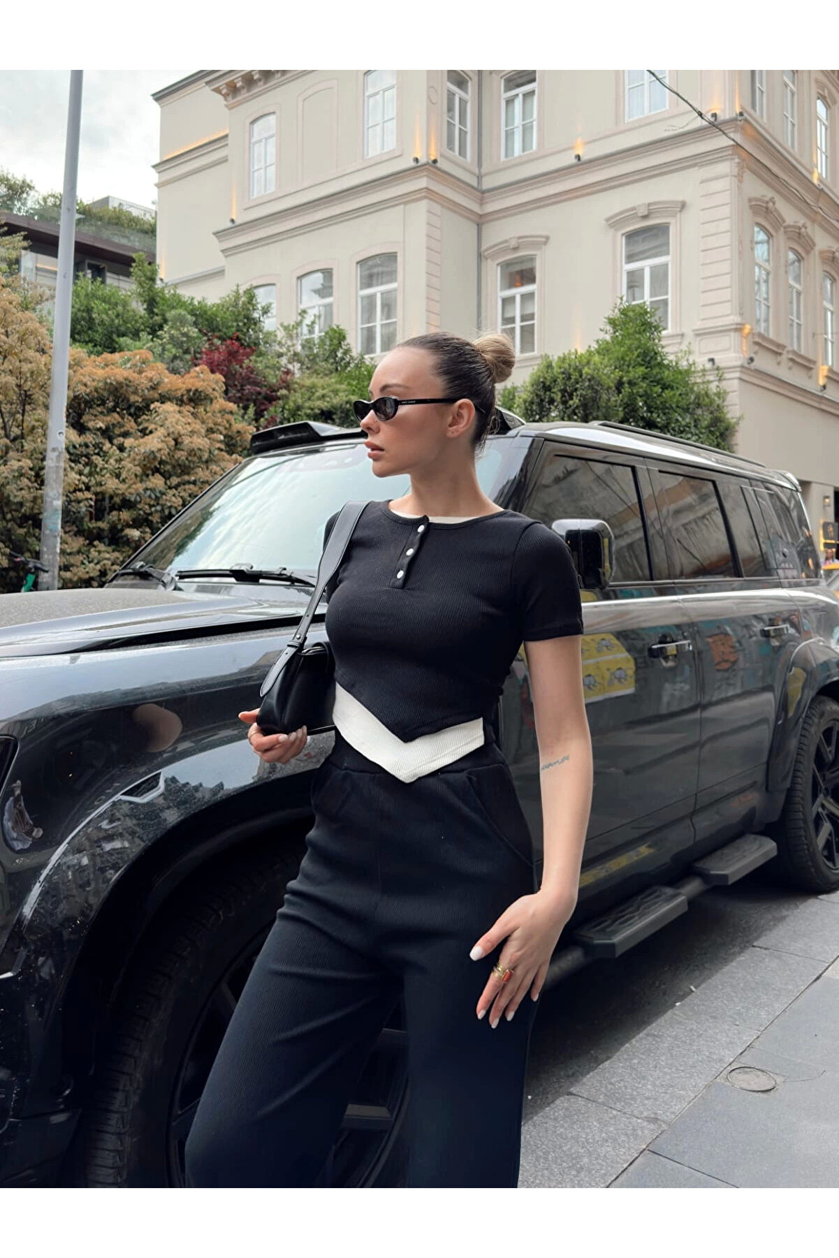 Ymywear D&uuml;ğme Yakalı Si̇yah Alt &Uuml;st Takım S3943