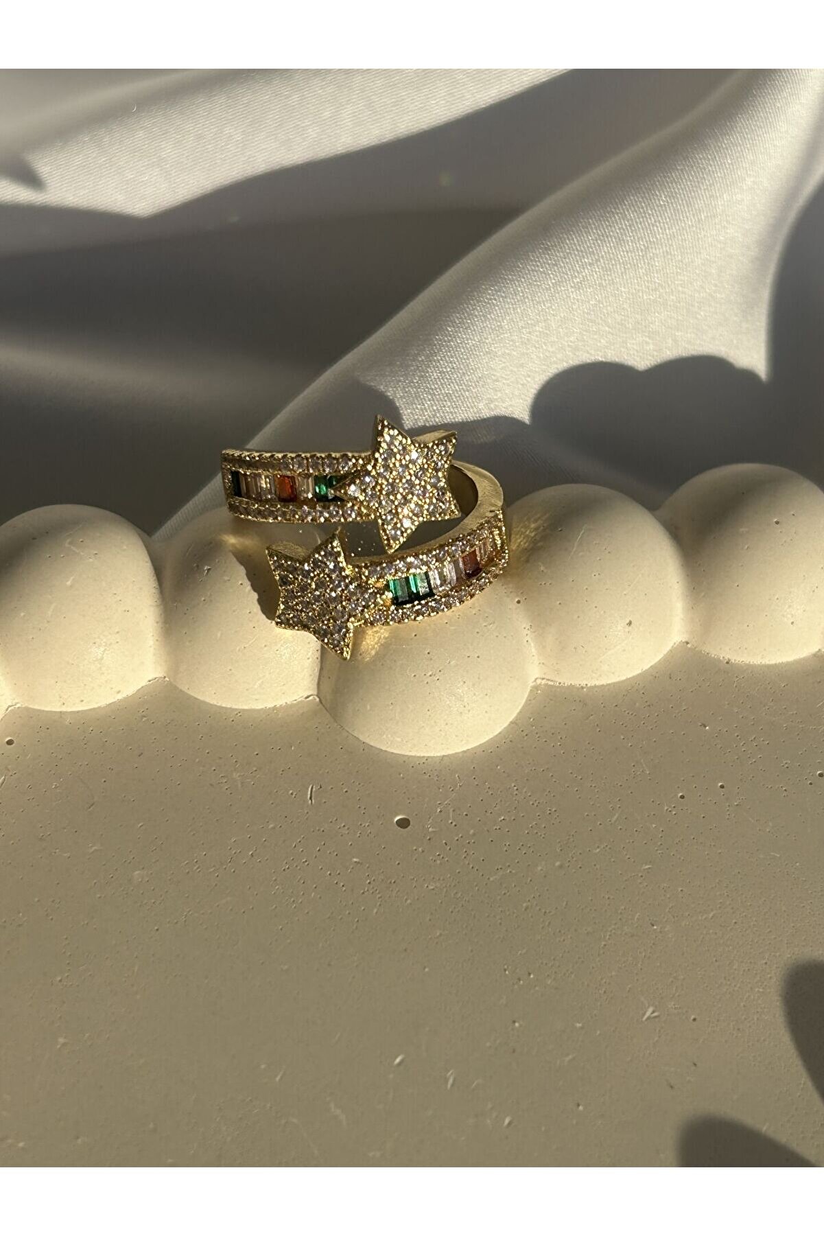 Ateli̇er Emi̇ne Yıldız Detay Gökkuşağı Yüzük