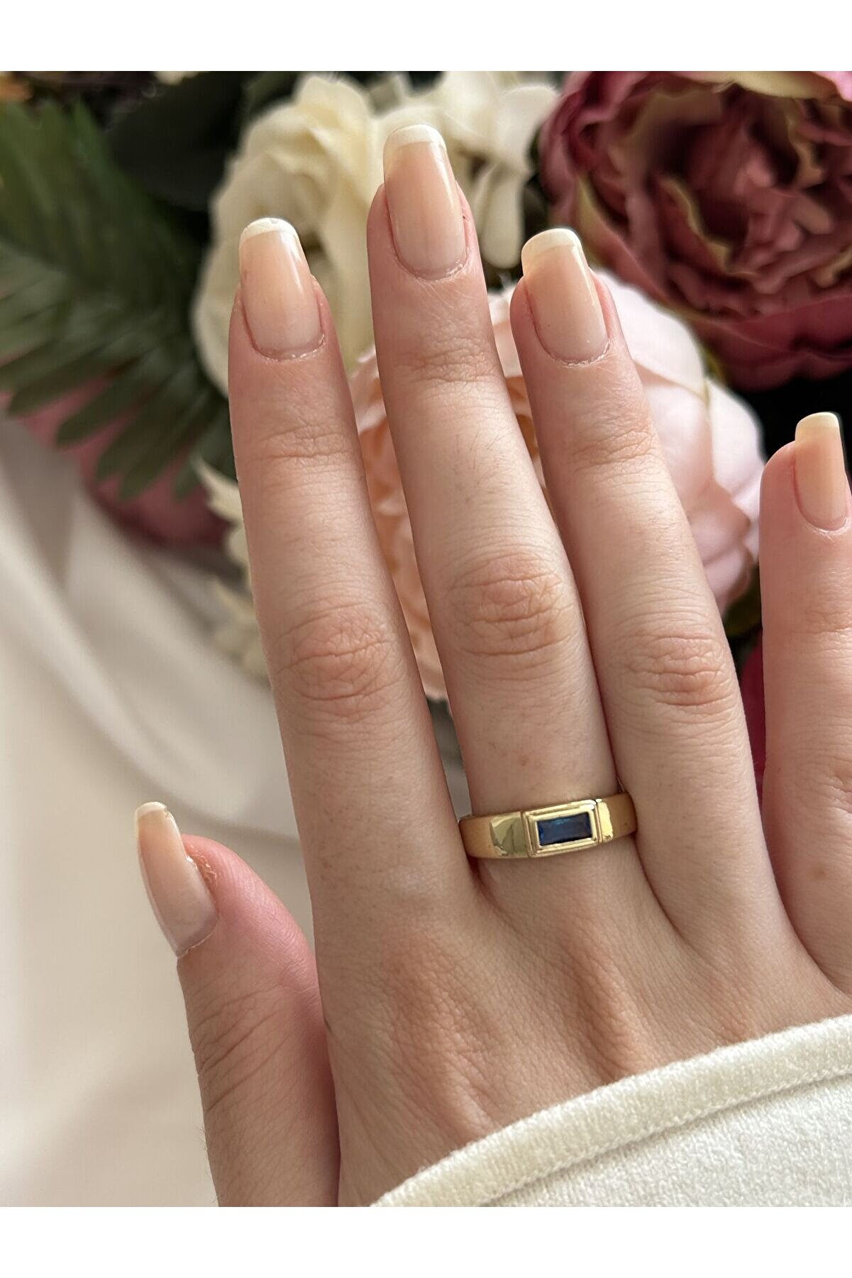 Ateli̇er Emi̇ne Mavi̇ Taşlı Retro Yüzük