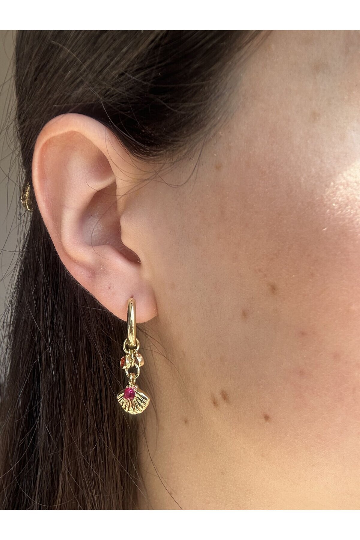 Ateli̇er Emi̇ne Mürdüm Taşlı Yelpaze Charm Küpe