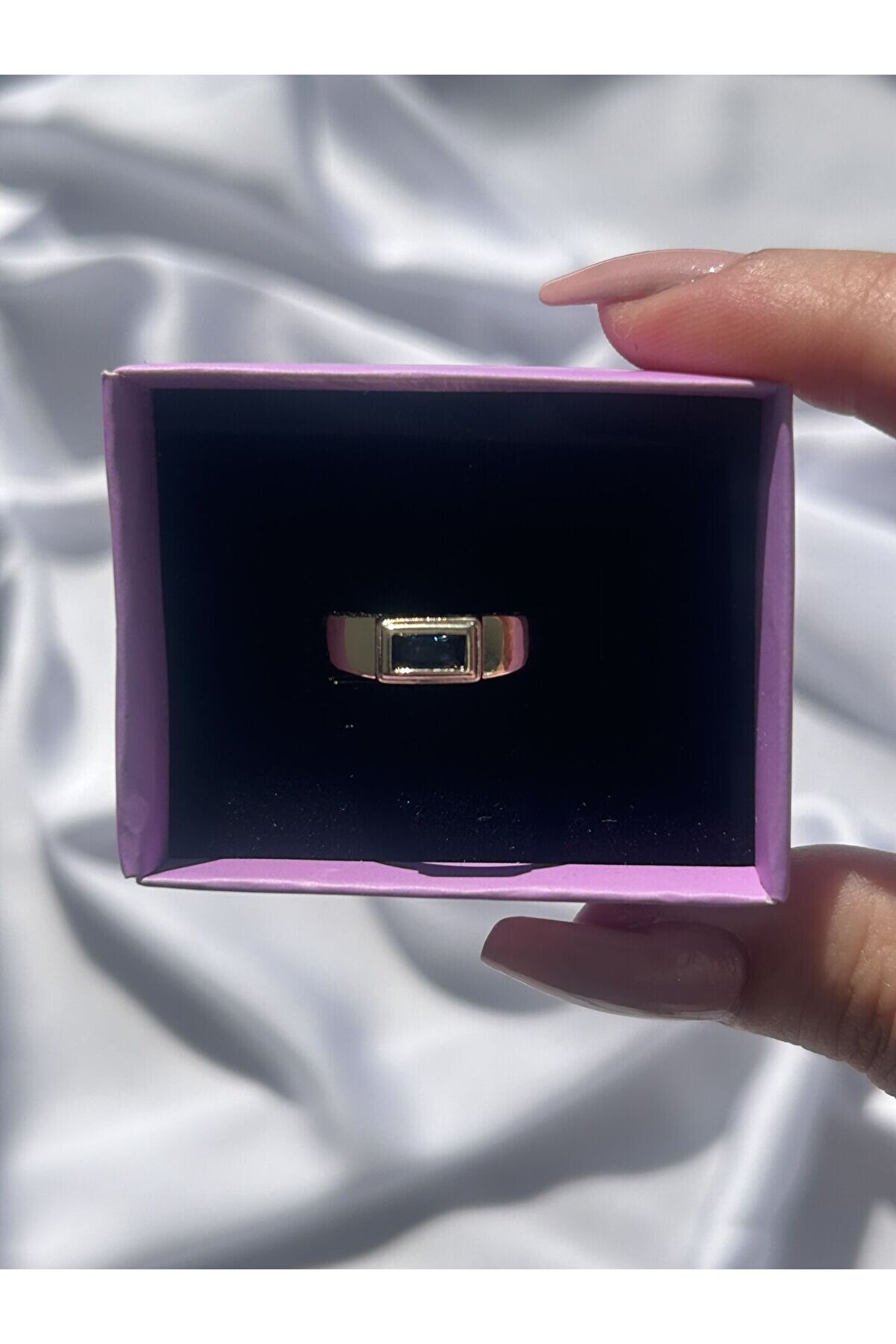 Ateli̇er Emi̇ne Mavi̇ Taşlı Retro Yüzük