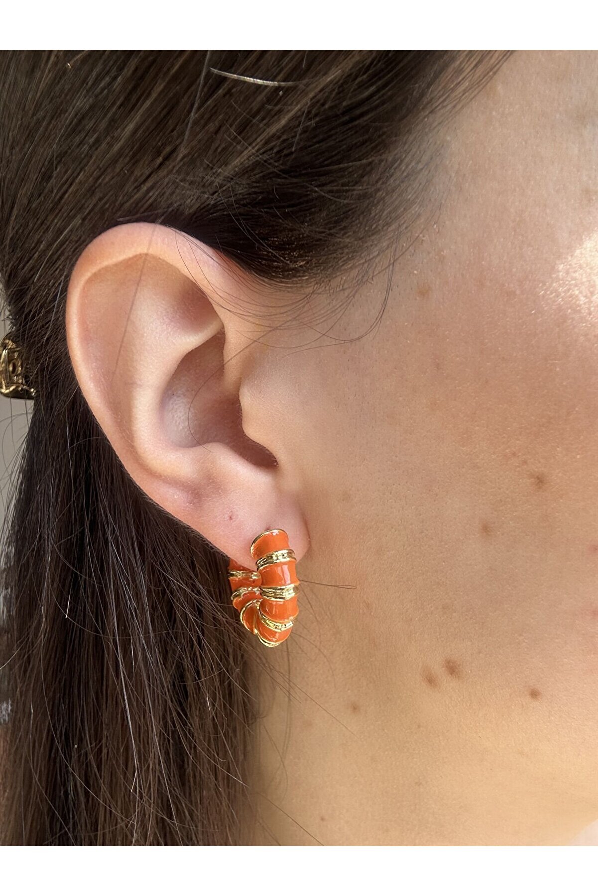 Ateli̇er Emi̇ne Gold Mi̇neli̇ Turuncu Küpe