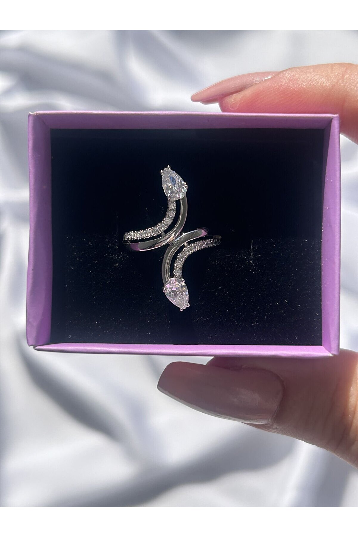 Ateli̇er Emi̇ne Çi̇ft Moti̇fli̇ Gümüş Yüzük