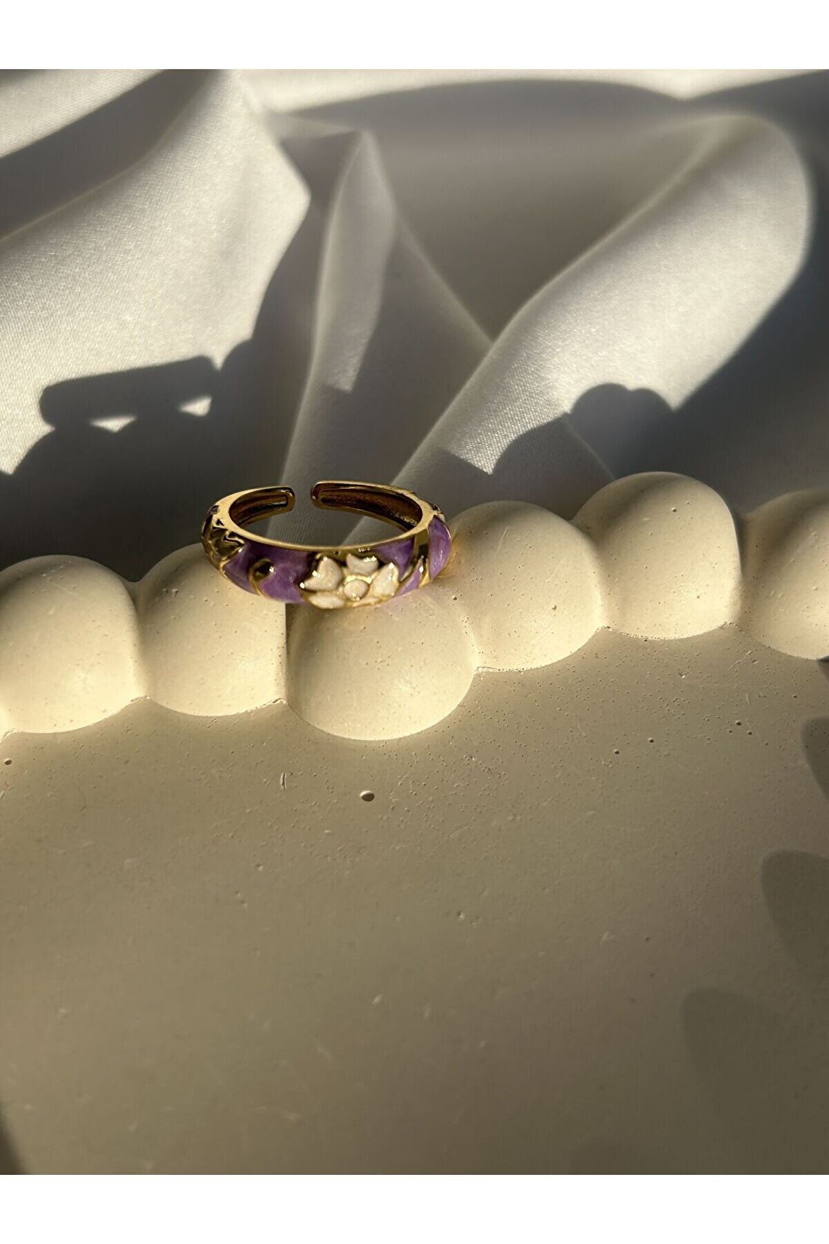 Ateli̇er Emi̇ne Mi̇neli̇ Mor Yüzük