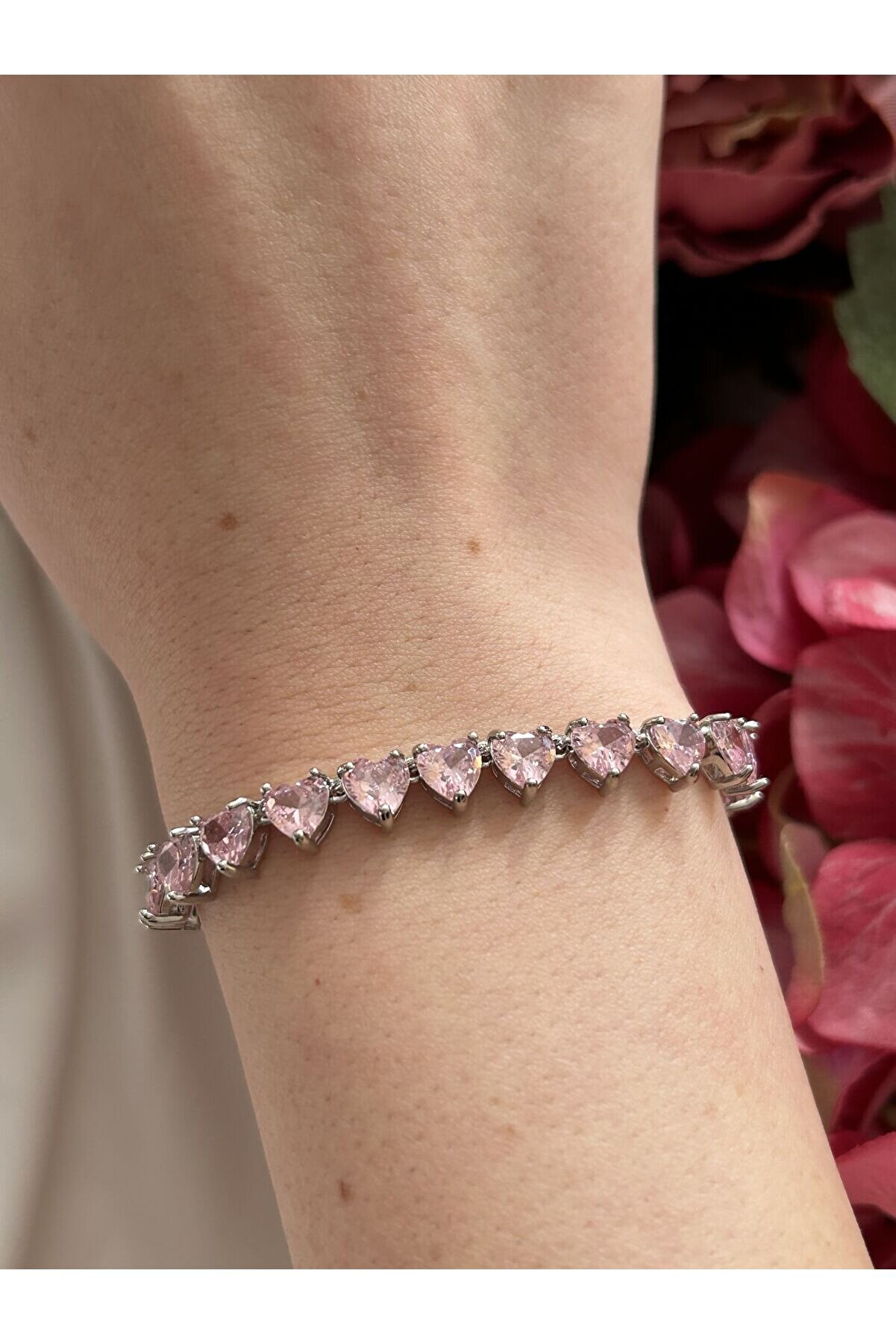 Ateli̇er Emi̇ne Vıp Pembe Zi̇rkon Kalp Bi̇lekli̇k