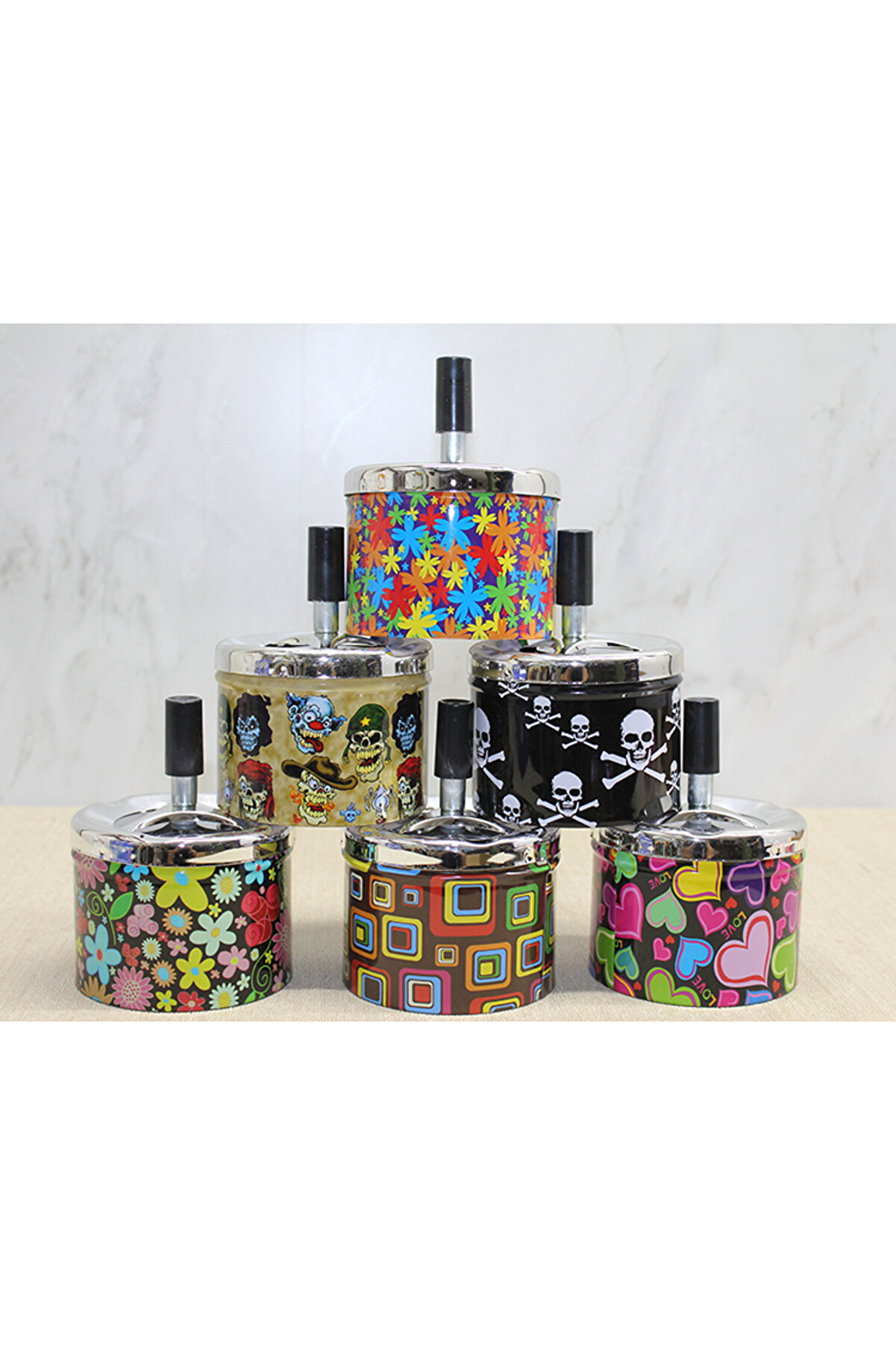 CLOVER MARKT Metal Renkli Basmalı Küllük Yuvarlak