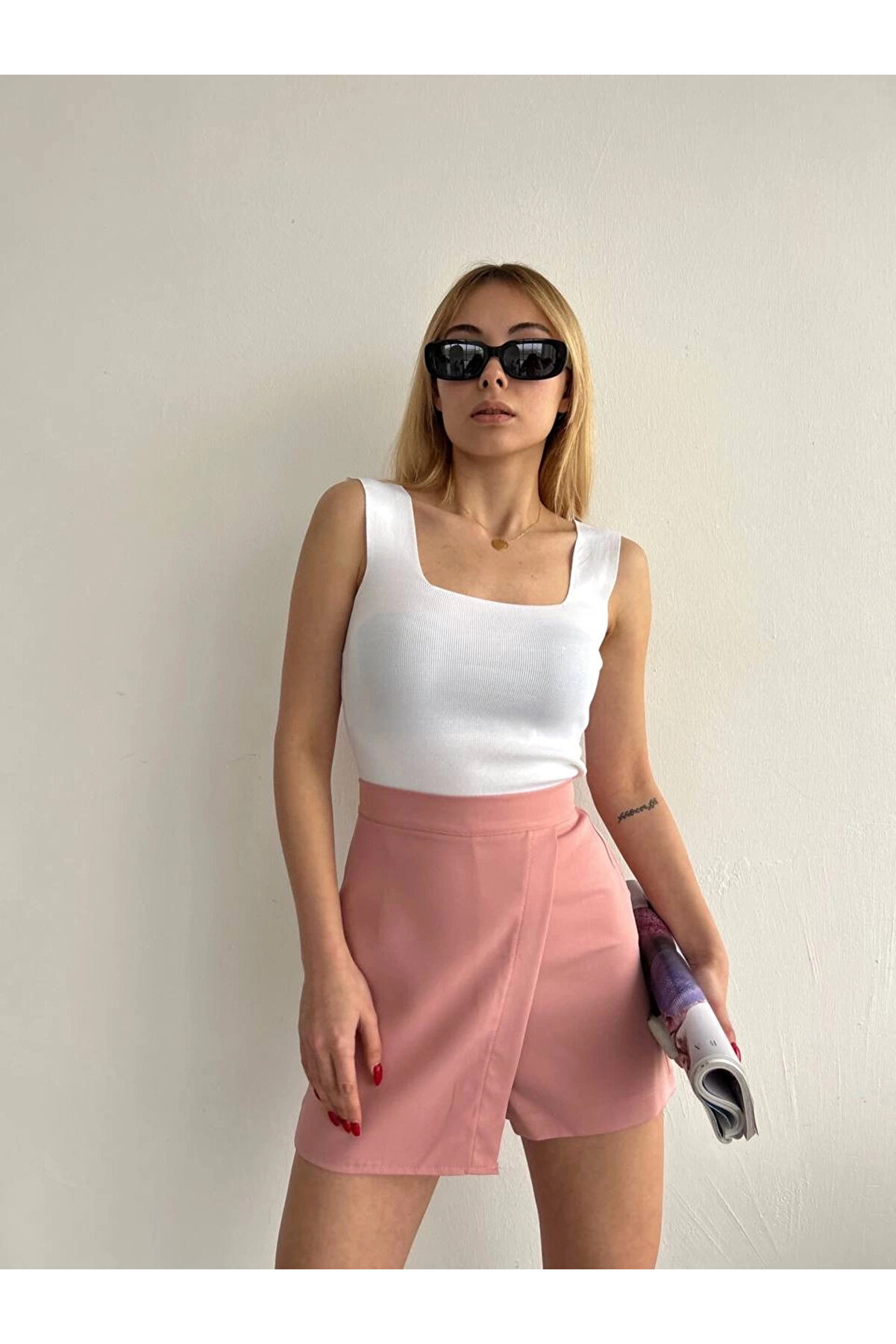Alluri̇a Kapaklı Şort Etek Pudra S208