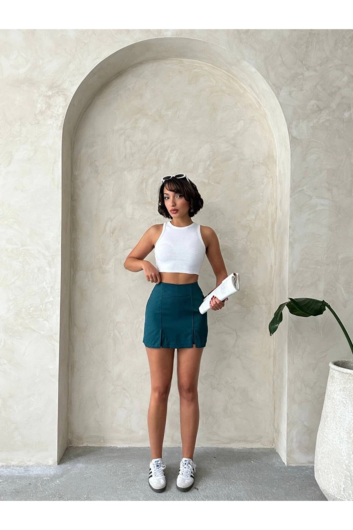 Ymywear &Ccedil;i̇ft Yırtma&ccedil;lı Atlas Şort Etek Petrol Yeşi̇li̇ S240364