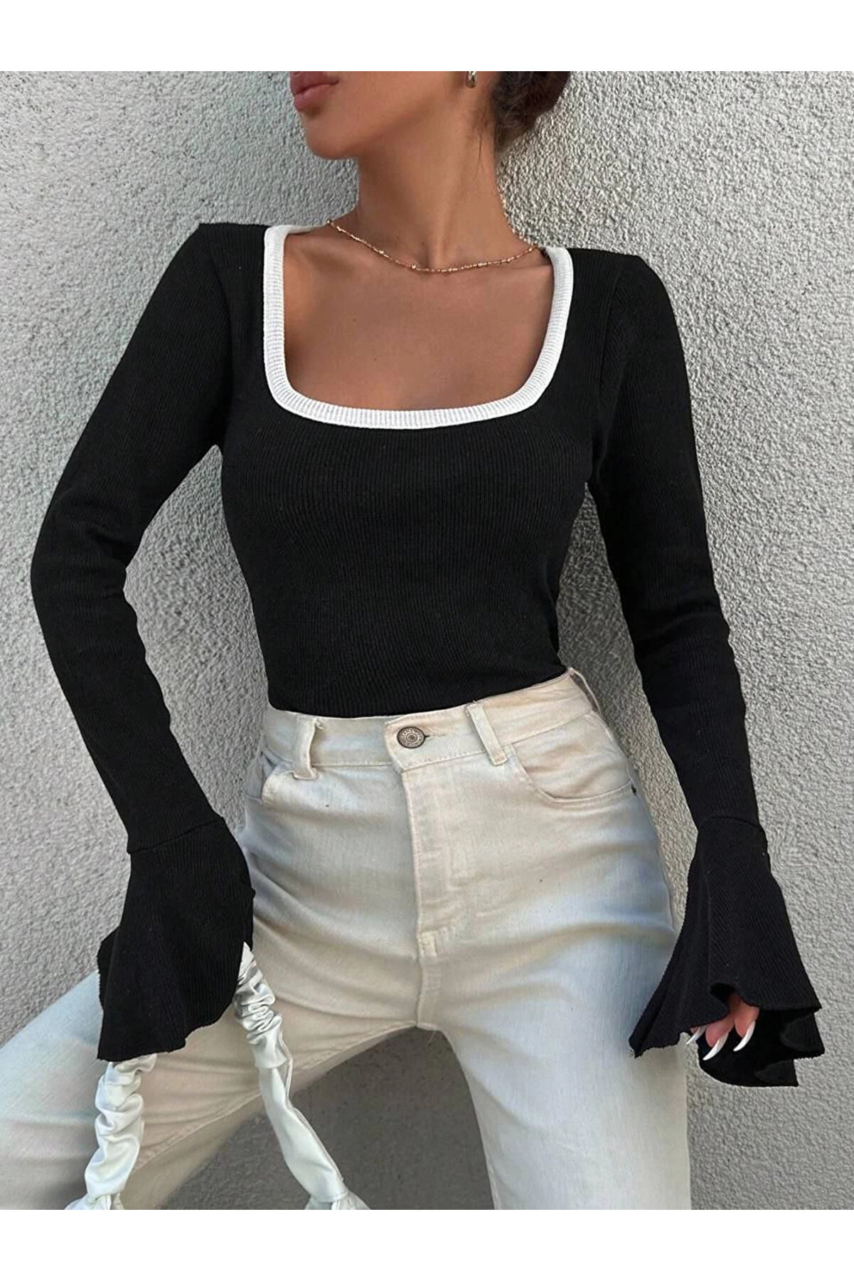 Karadağsb Kare Yaka Garni̇ Detay İspanyol Kol Bluz Si̇yah