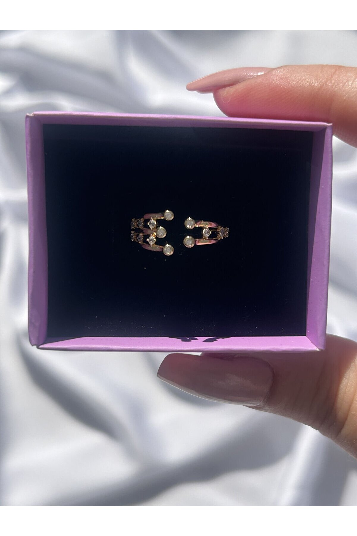 Ateli̇er Emi̇ne Zi̇rkon Taşlı Ayarlanabi̇len Yüzük