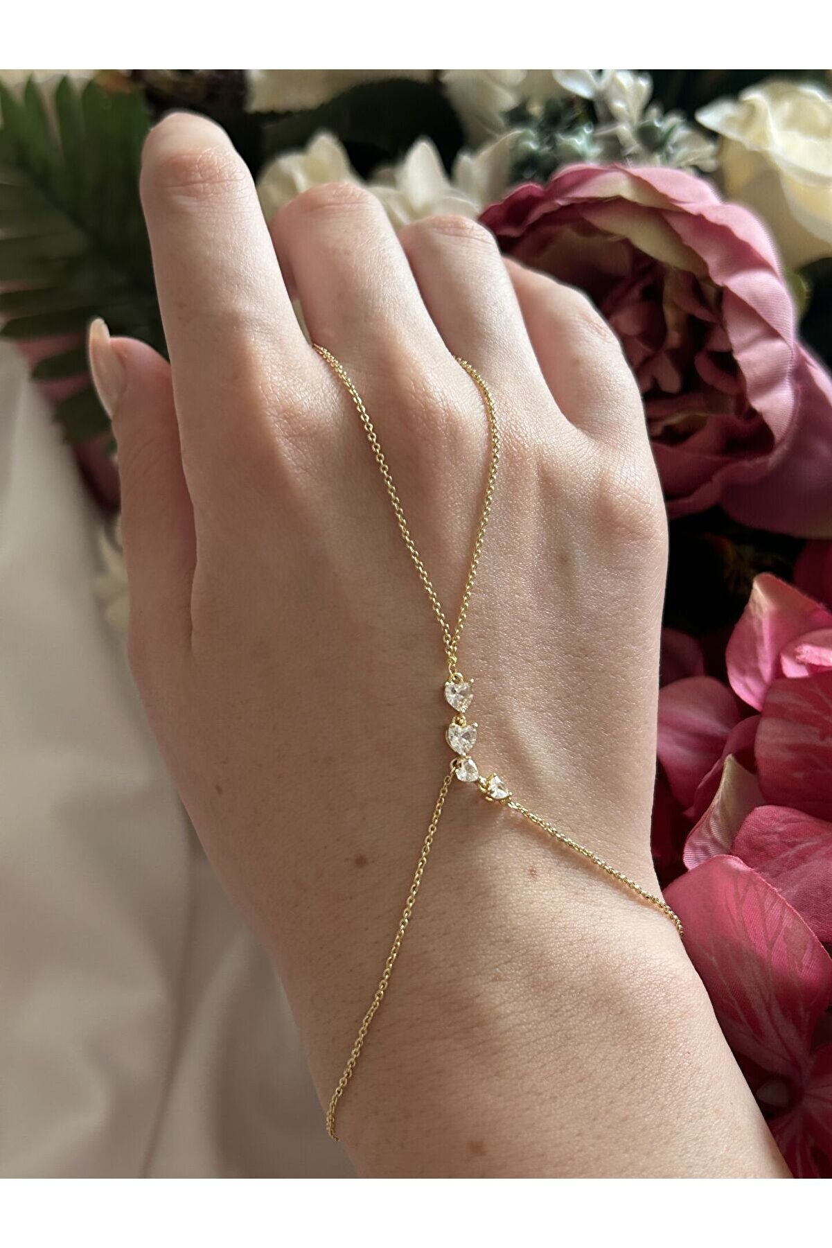 Ateli̇er Emi̇ne Kalp Detaylı Şahmeran