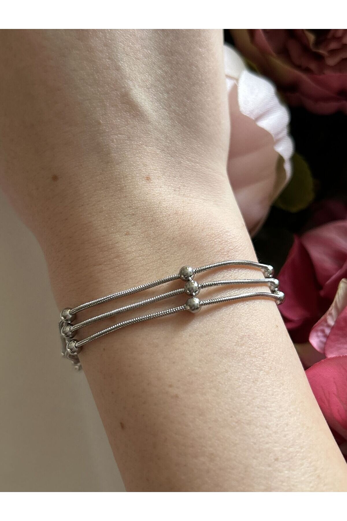 Ateli̇er Emi̇ne Üçlü Tasarım Bi̇lekli̇k