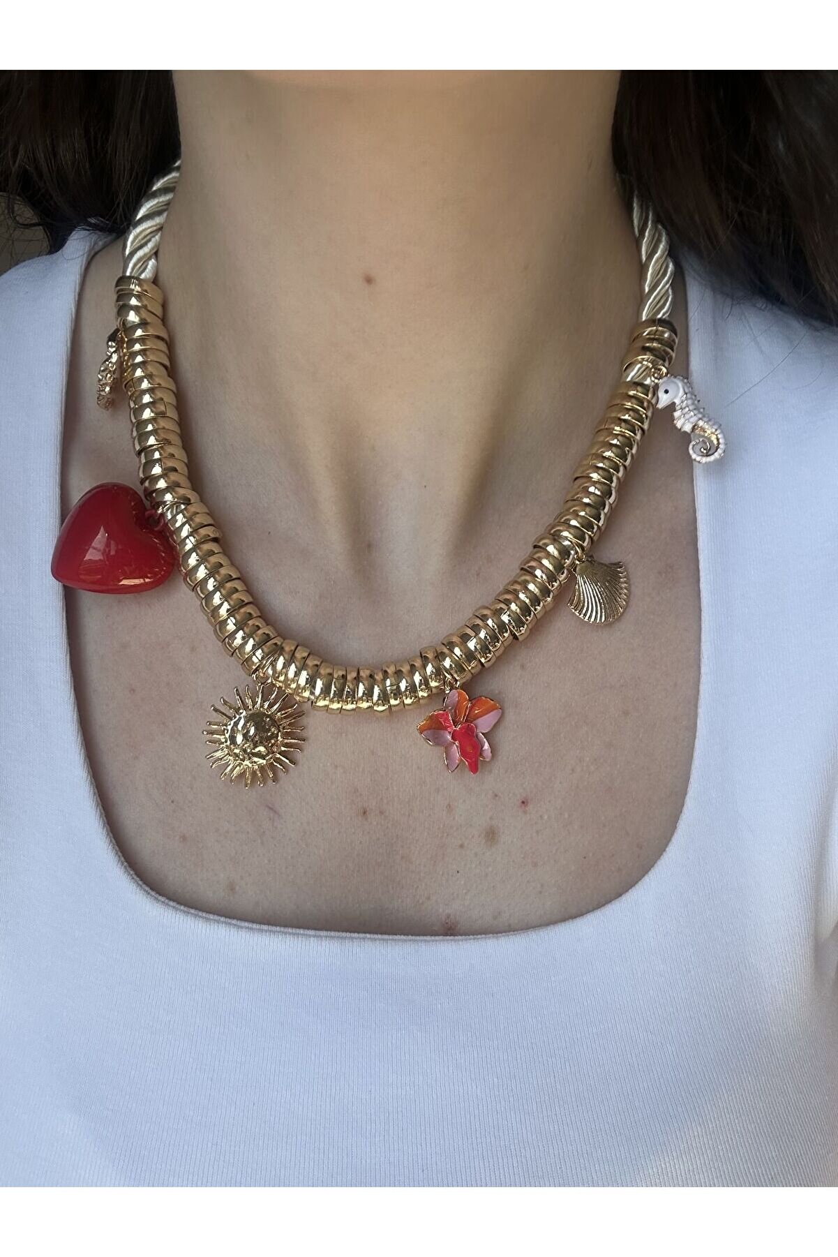 Ateli̇er Emi̇ne Halat Detaylı Charm Kolye