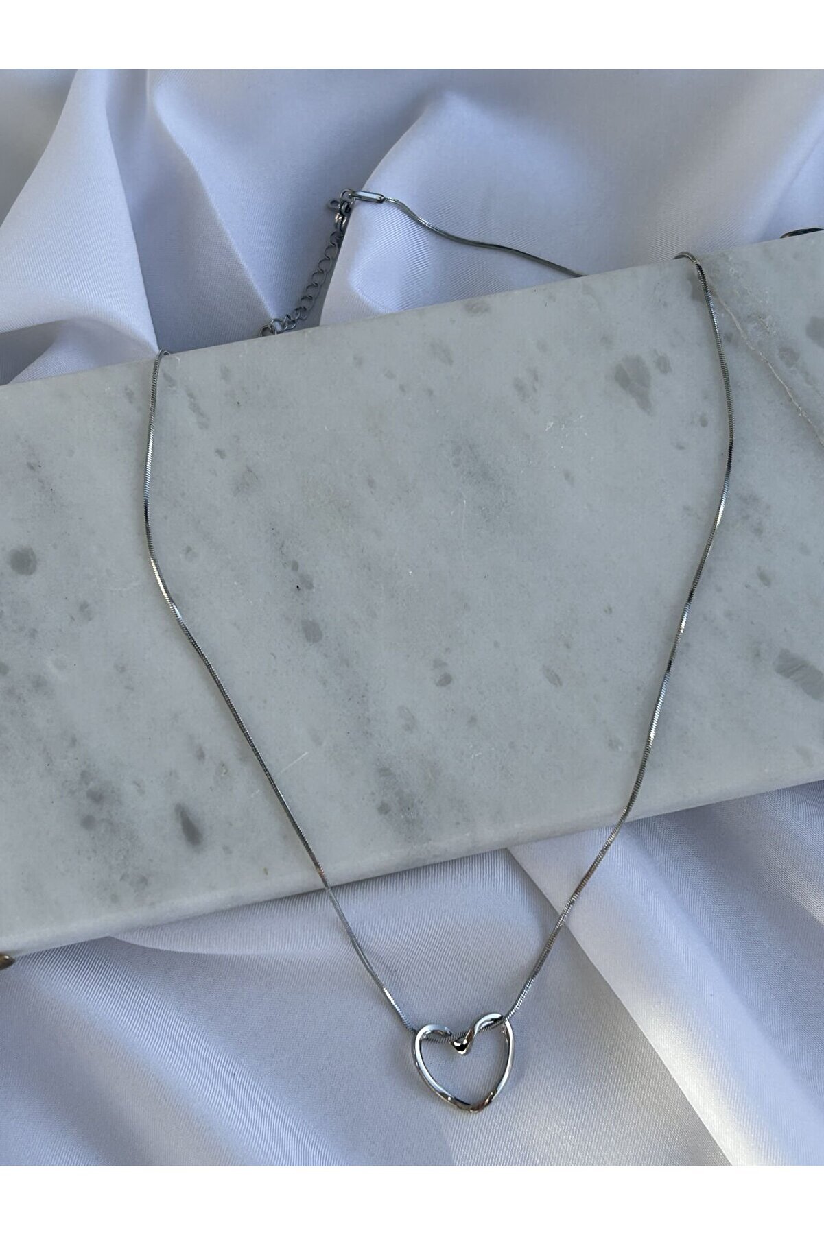 Ateli̇er Emi̇ne Aşk Düğümü Si̇lver Kolye