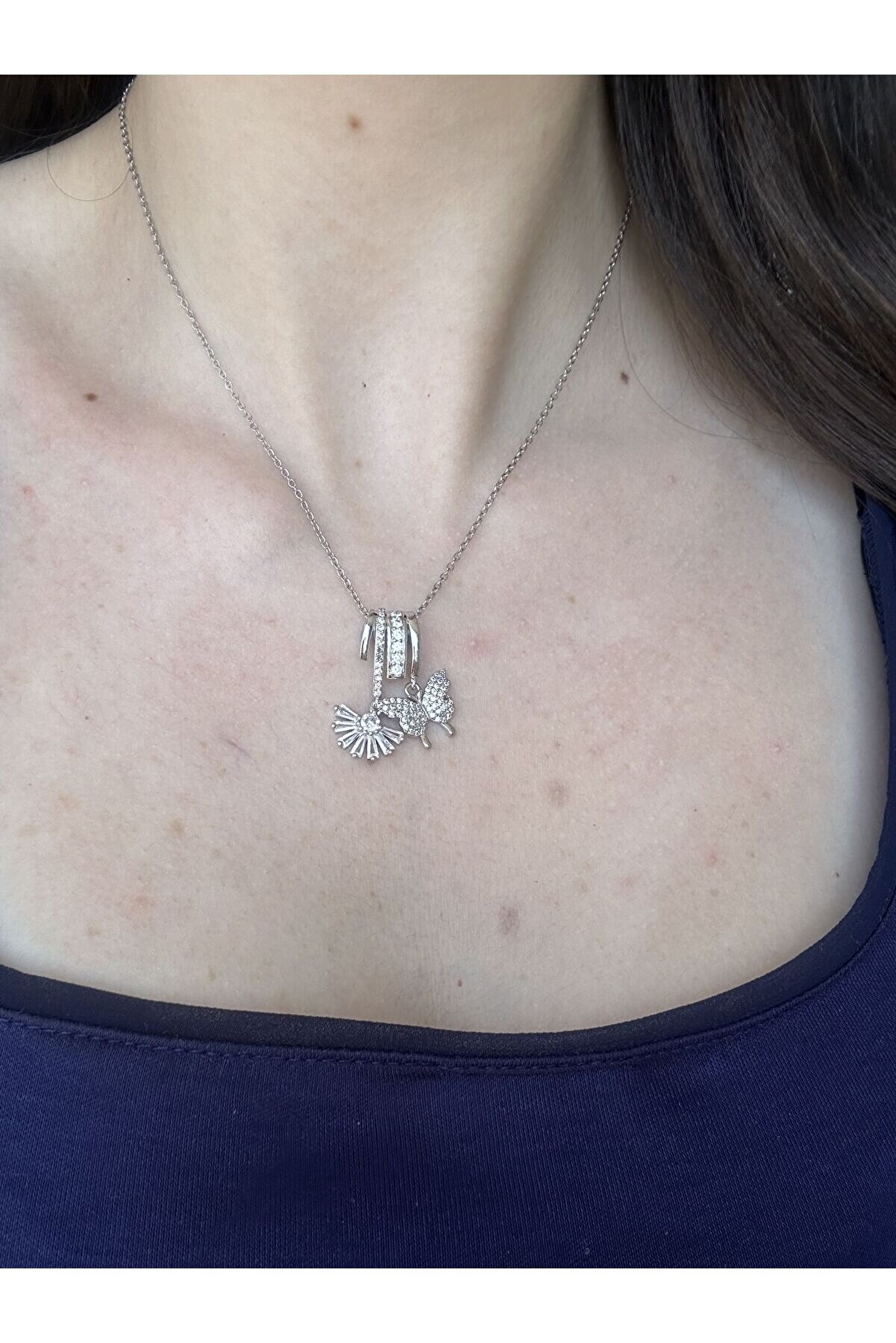 Ateli̇er Emi̇ne Si̇lver Charmlı Kolye