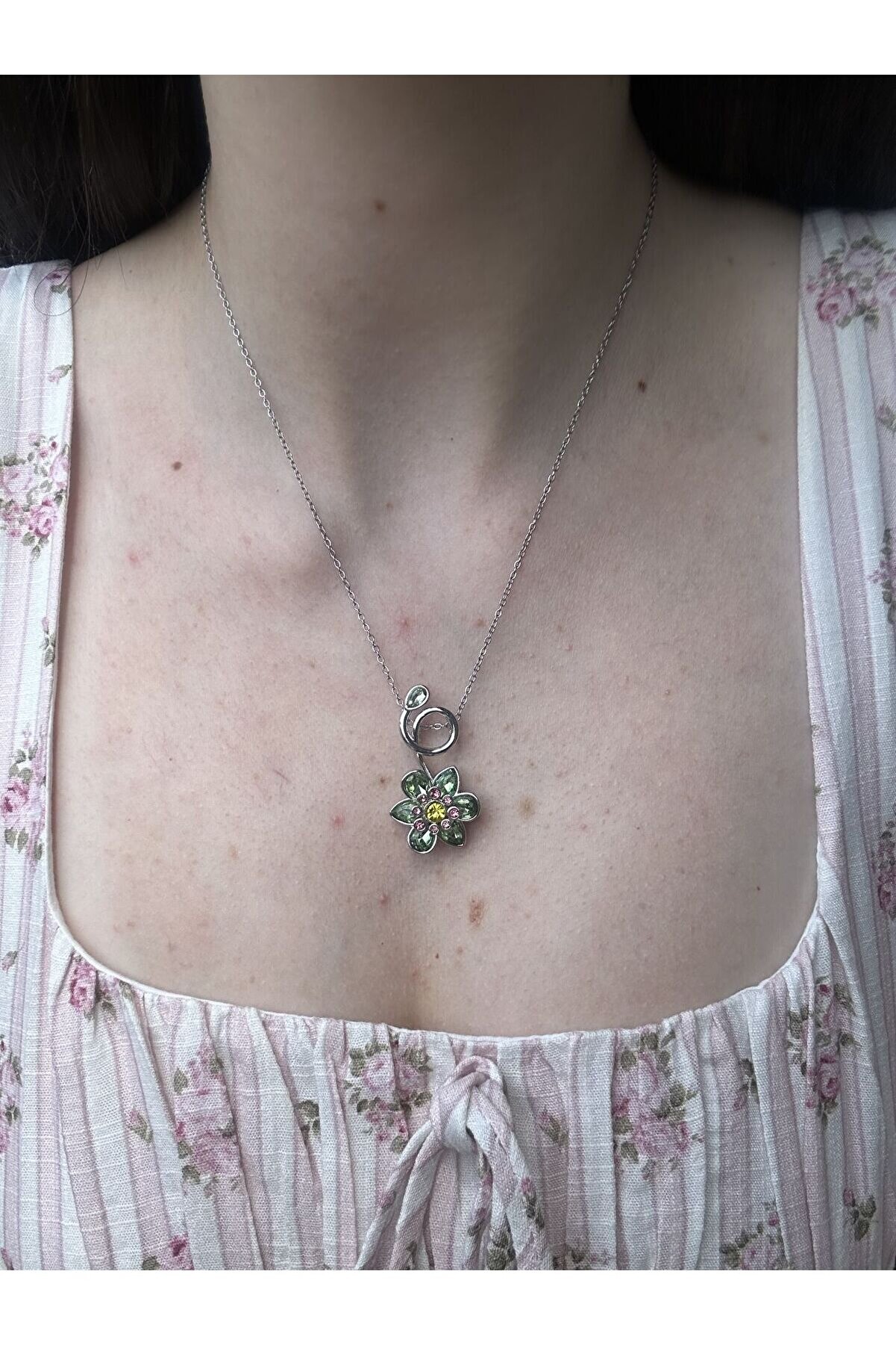 Ateli̇er Emi̇ne Yeşi̇l Idylli̇a Kolye