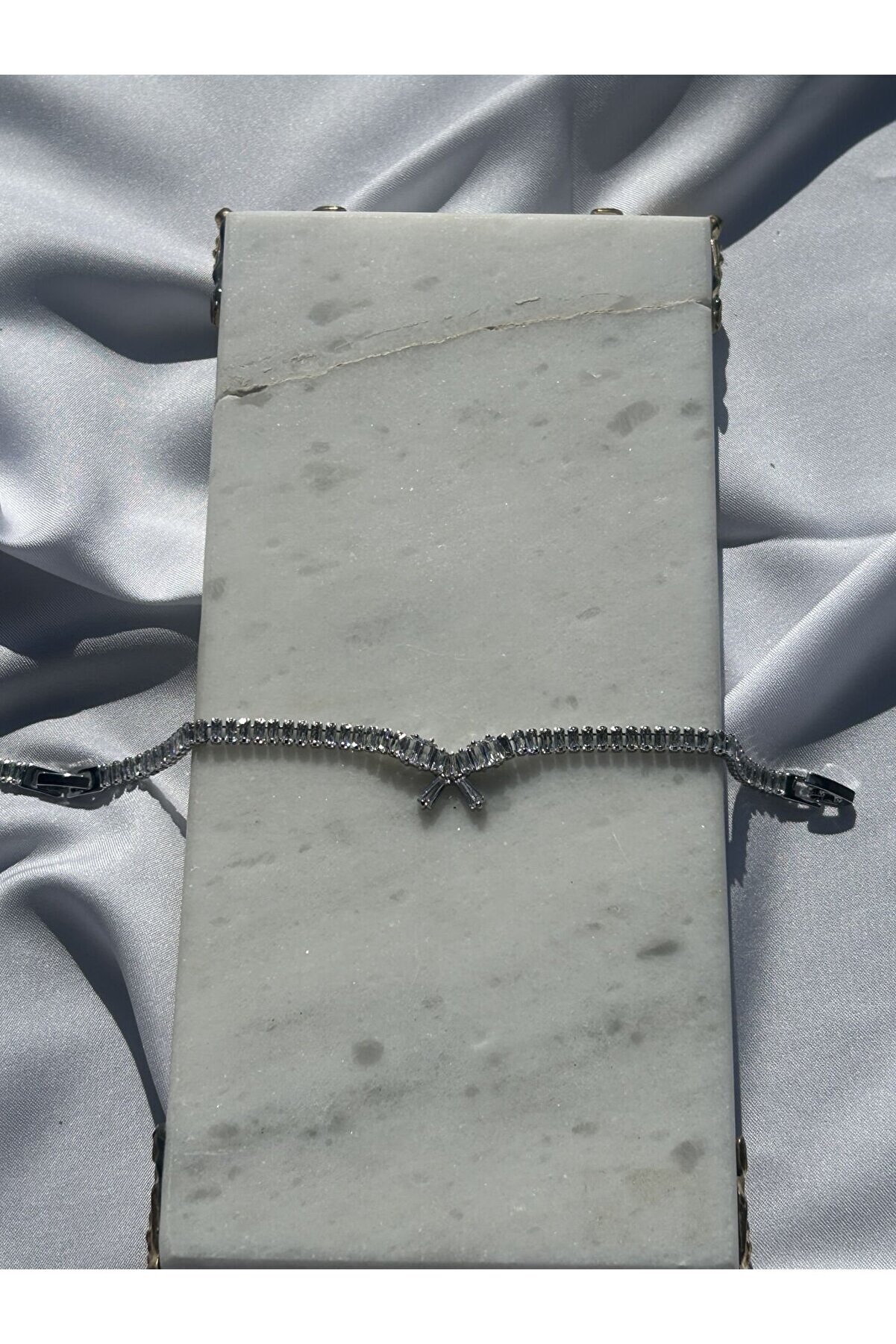 Ateli̇er Emi̇ne Fi̇yonk Detay Baget Su Yolu