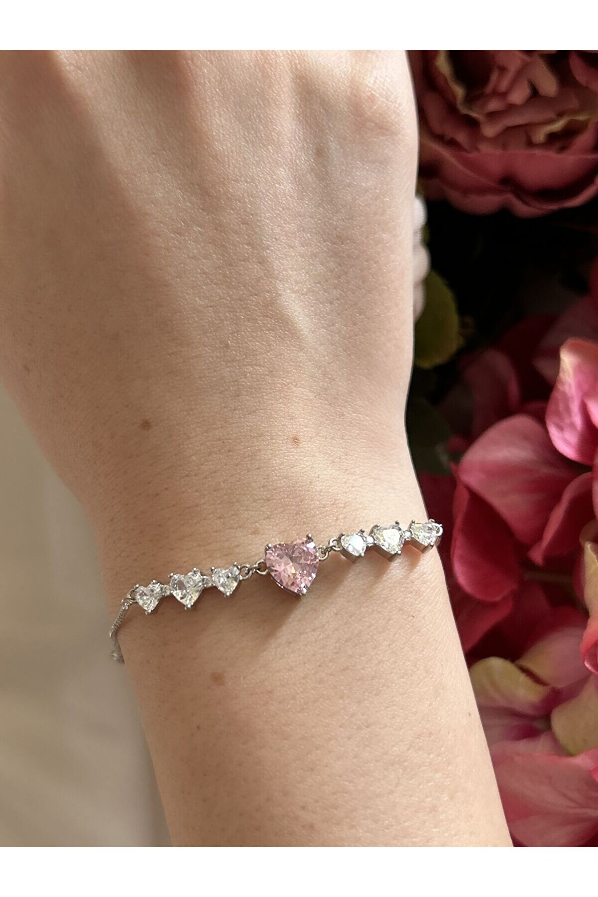 Ateli̇er Emi̇ne Kalp Detay Şık Bi̇lekli̇k