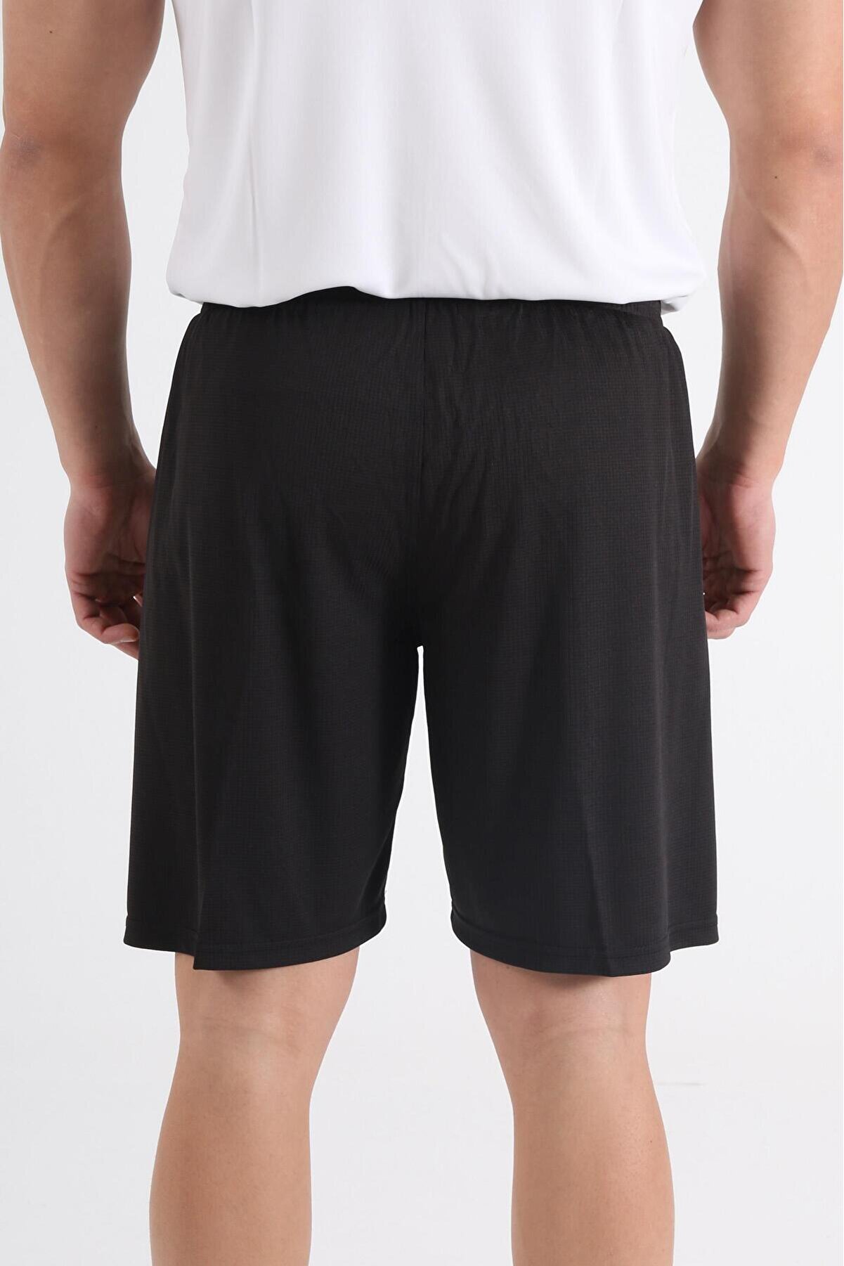 Di̇adora Eni̇ne Kareli̇ Antrenman Şortu Si̇yah