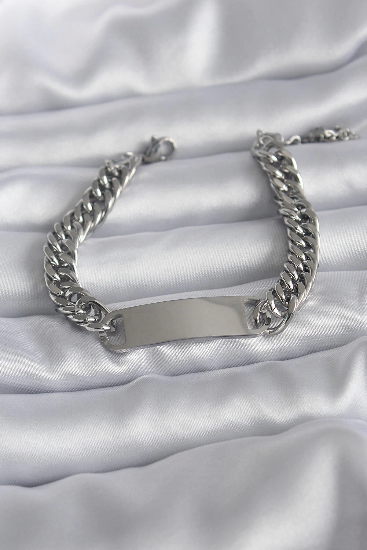 Modamtn Bfs 316L &Ccedil;eli̇k G&uuml;m&uuml;ş Renk İsi̇m Yazılabi̇li̇r Plaka Model Kadın Bi̇lekli̇k