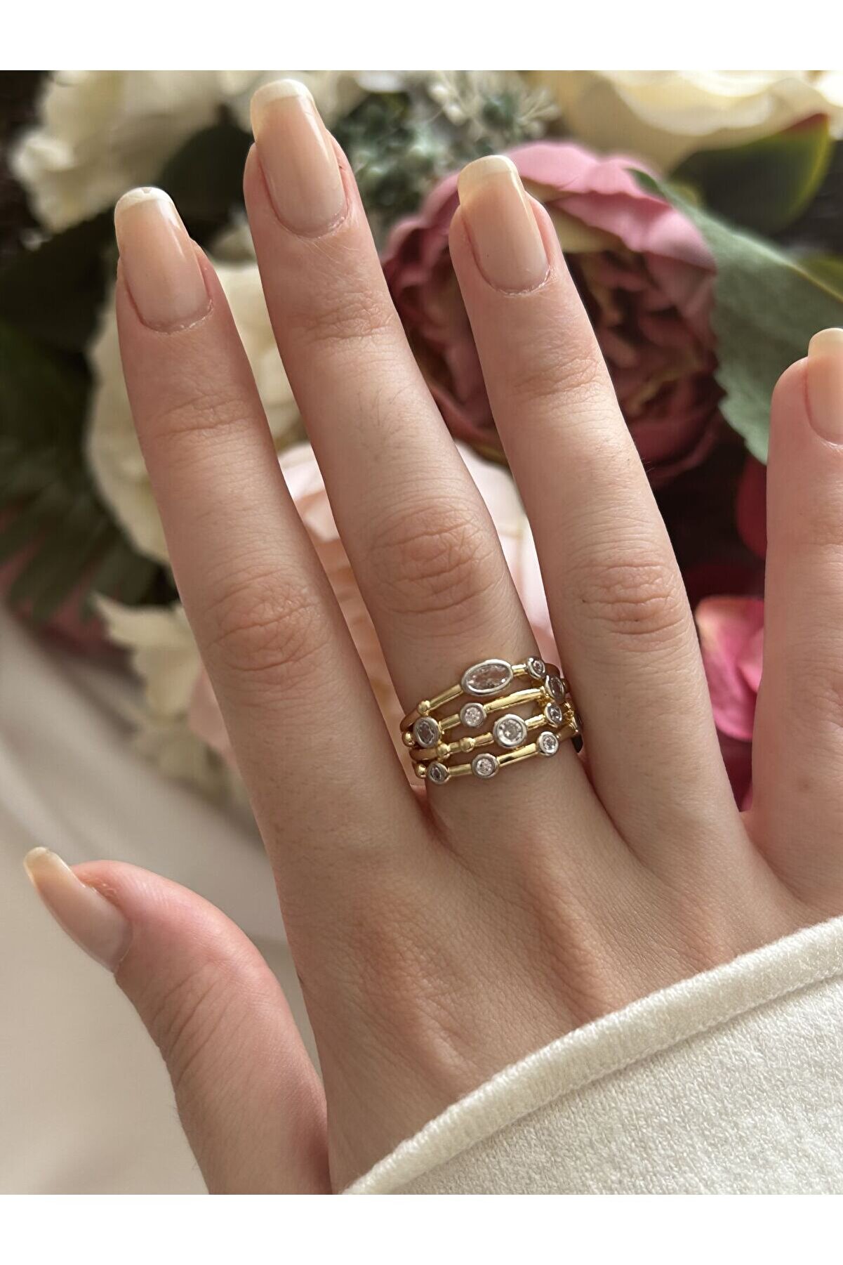 Ateli̇er Emi̇ne Dört Sıra Zi̇rkon Detay Yüzük