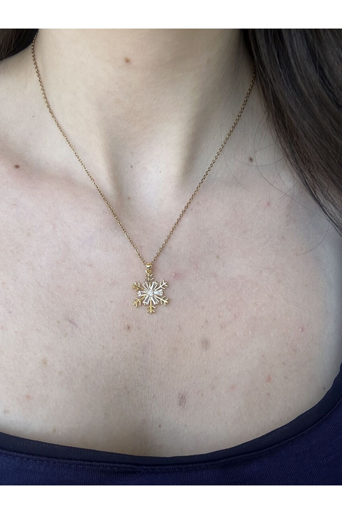 Ateli̇er Emi̇ne Gold Kar Tanesi̇ Kolye