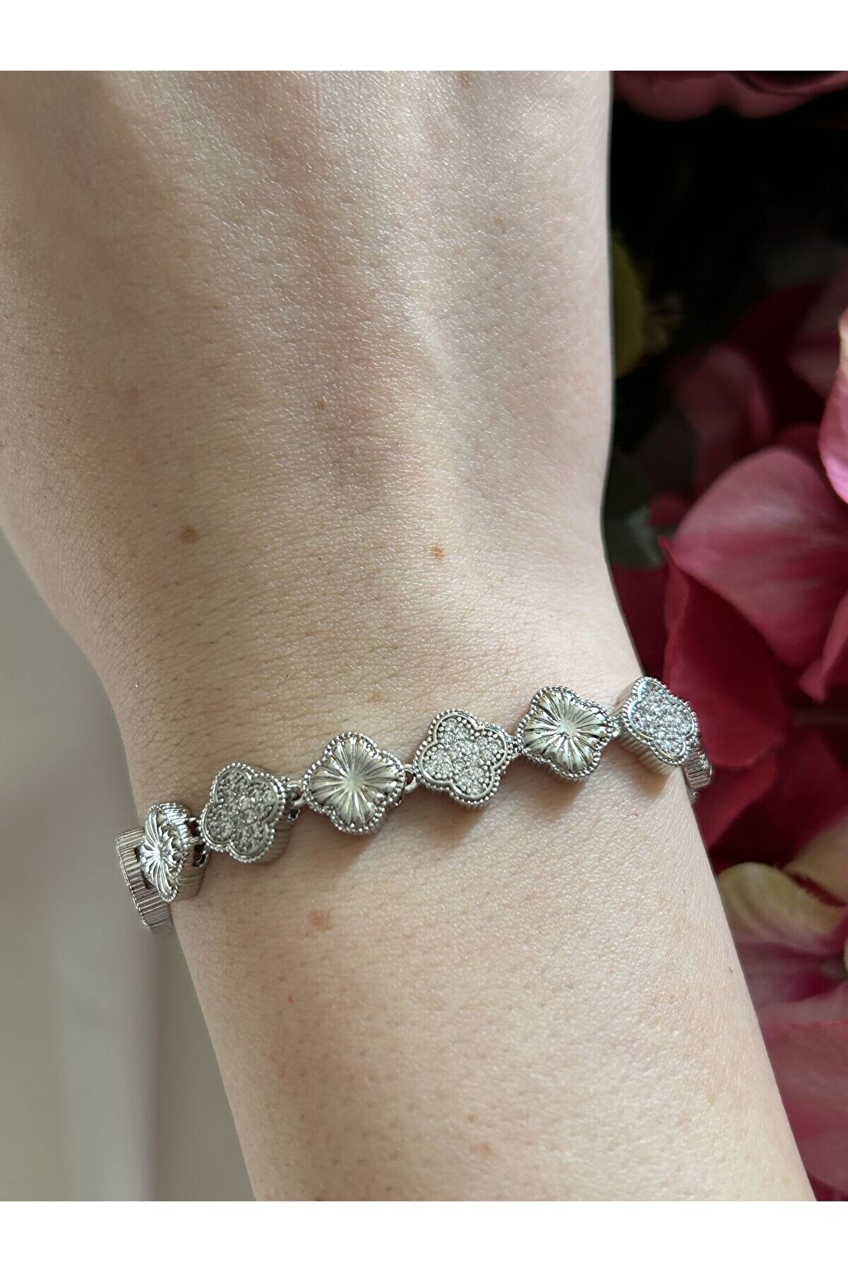 Ateli̇er Emi̇ne Gümüş Yonca Tam Tur Bi̇lekli̇k