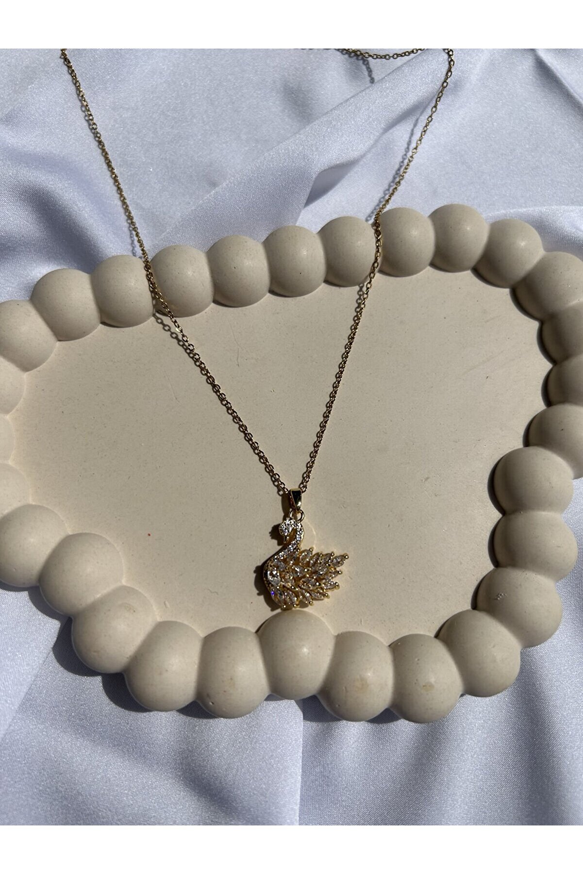 Ateli̇er Emi̇ne Gold Zi̇rkon Kuğu Kolye