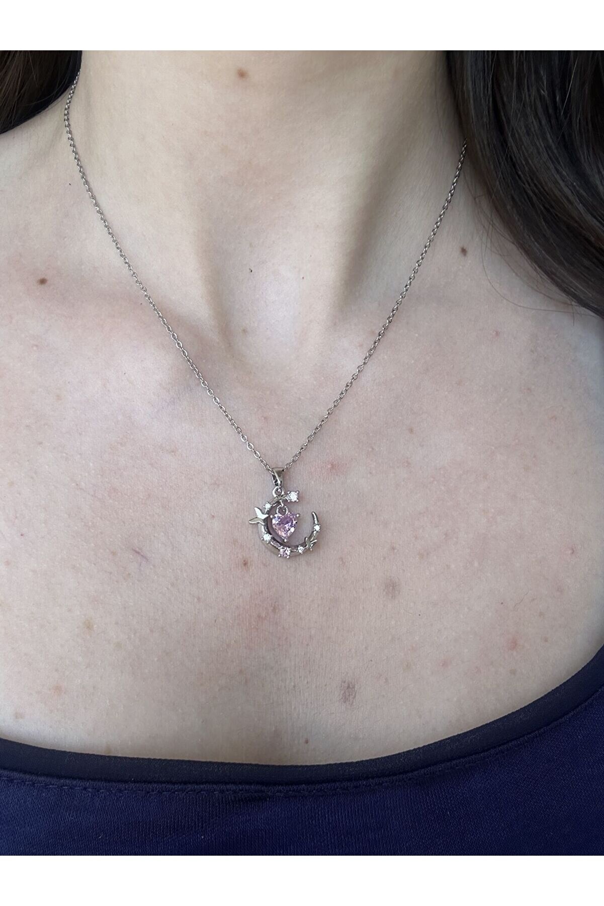 Ateli̇er Emi̇ne Pembe Ay Kolye