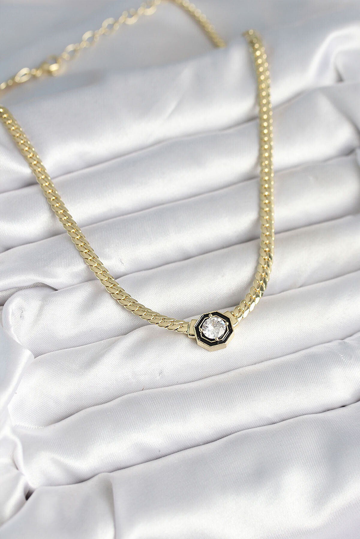 Pi̇ri̇n&ccedil; Gold Renk Zi̇rkon Taşlı Kadın Ke