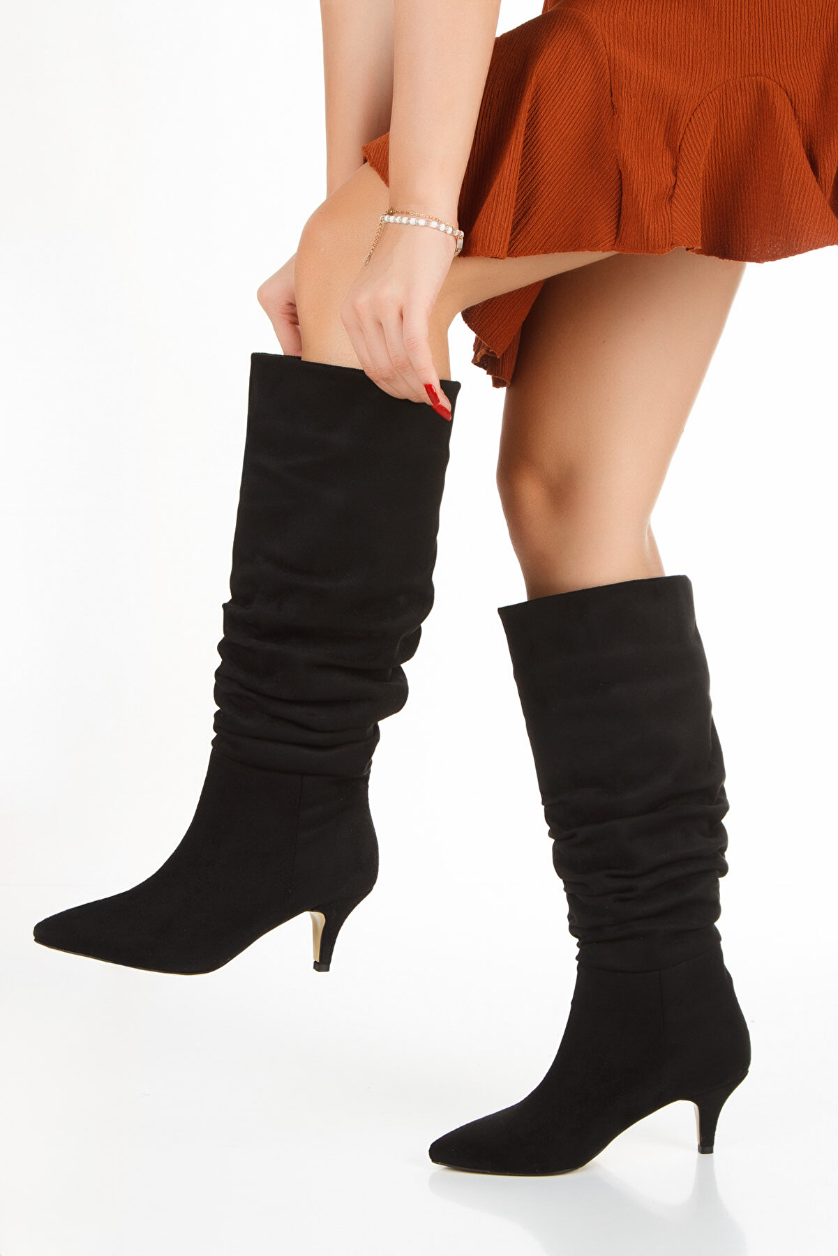 Gult Kadın Büzgülü Çi̇zme