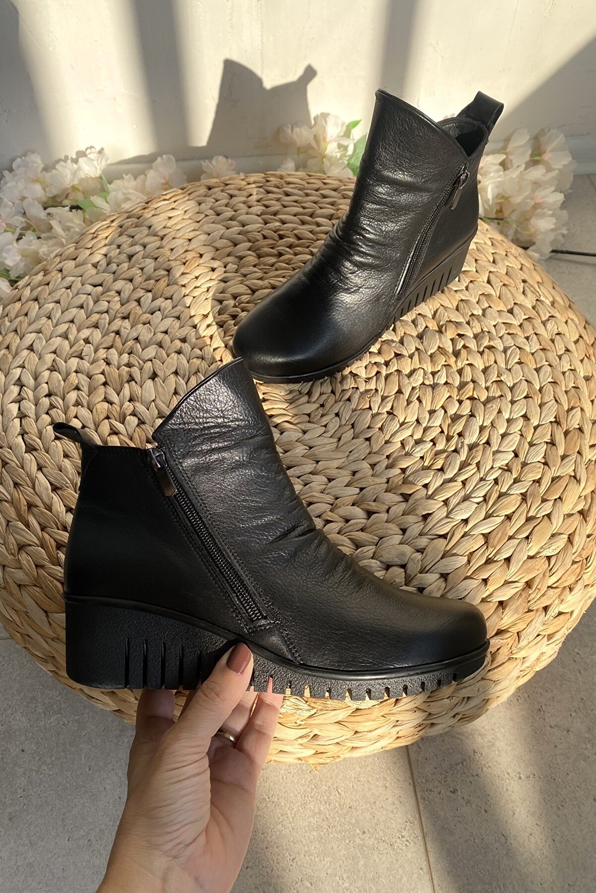 Gult Kadın Haki̇ki̇ Deri̇ Ortopedi̇k Taban Bot