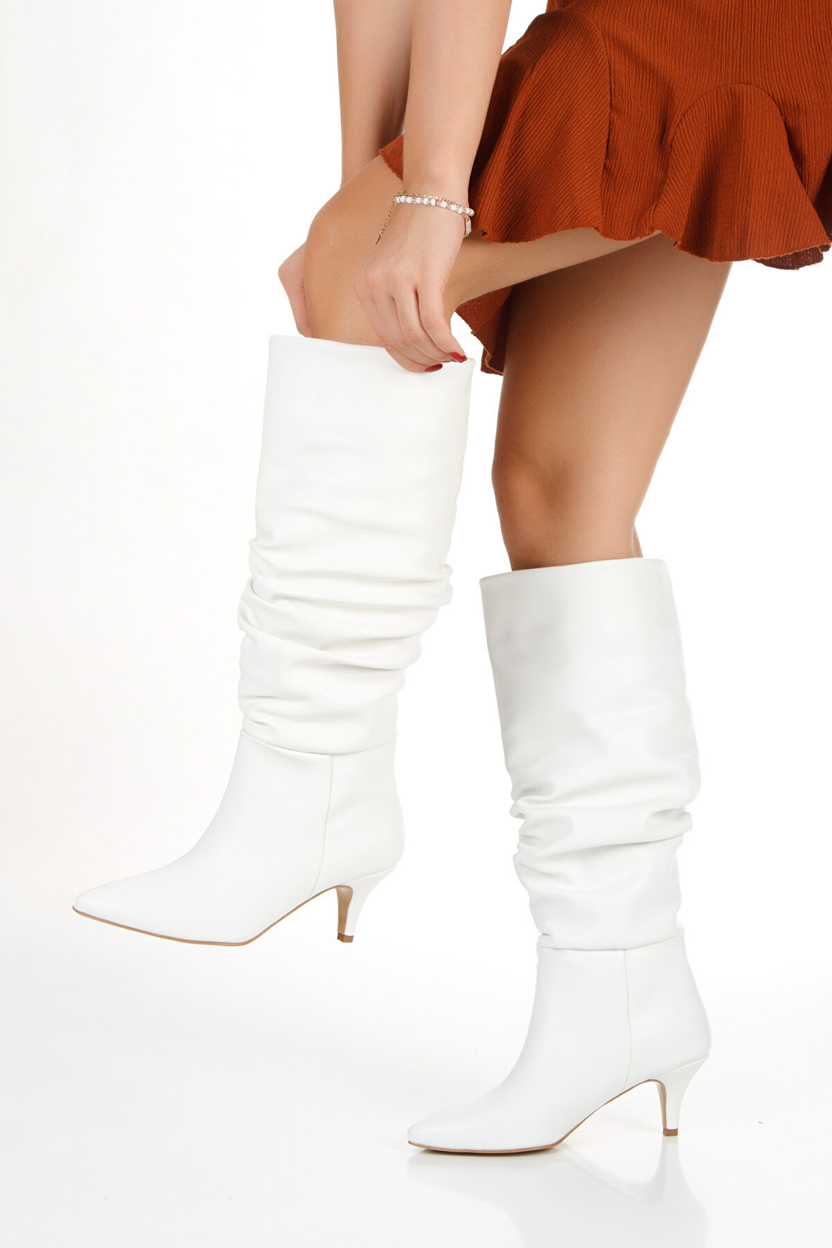 Gult Kadın Büzgülü Çi̇zme