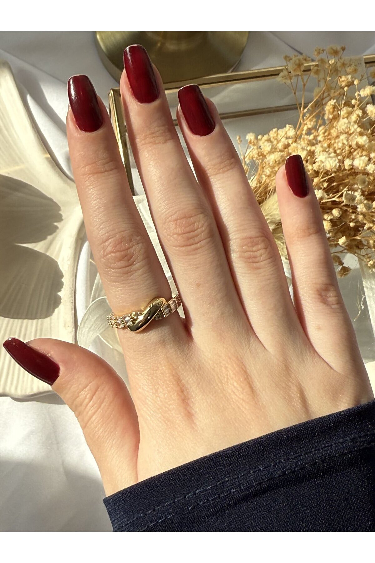 Ateli̇er Emi̇ne Gold Burgu Yüzük